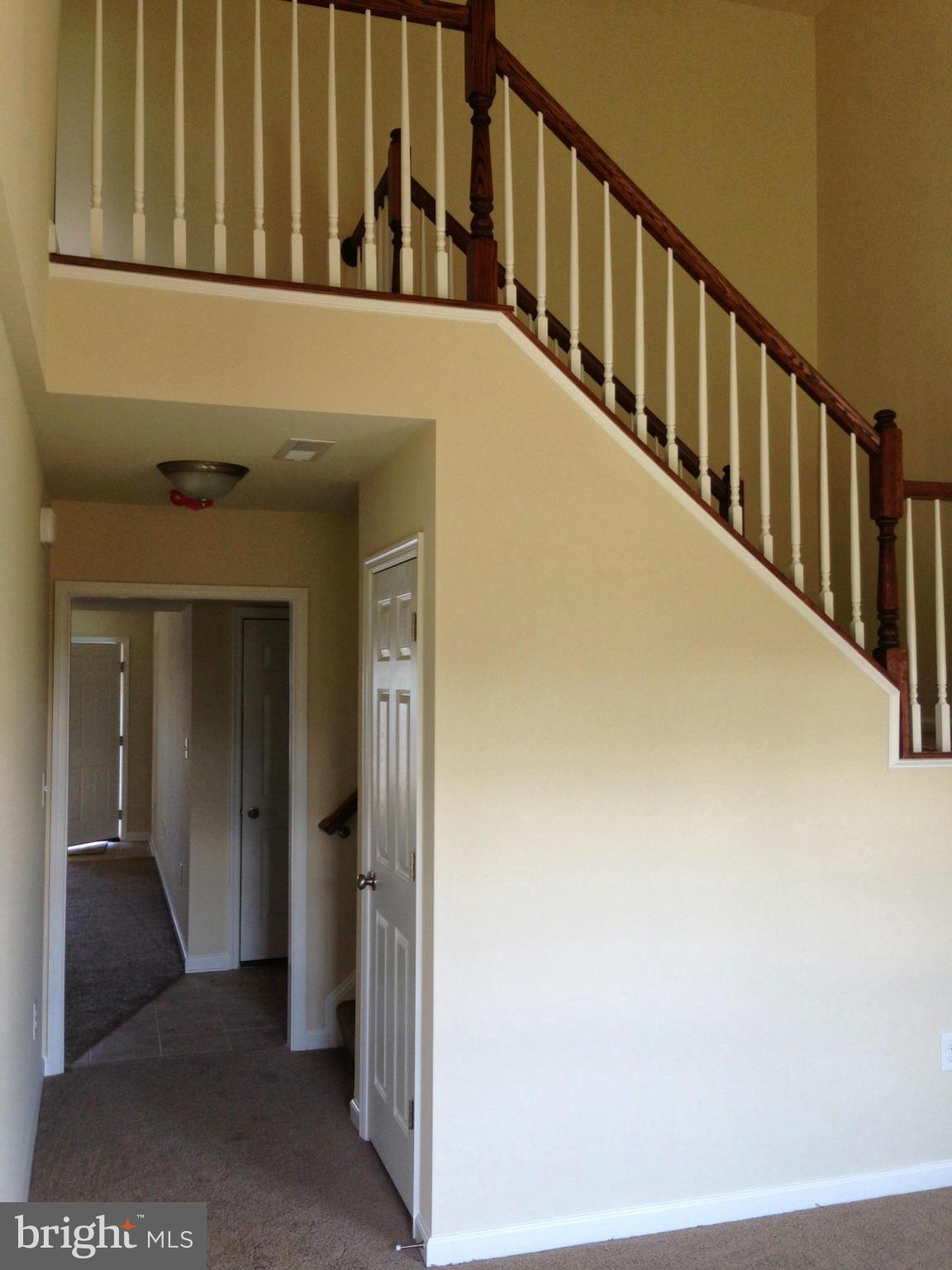 THE TOWNES AT OAKHURST - Residential