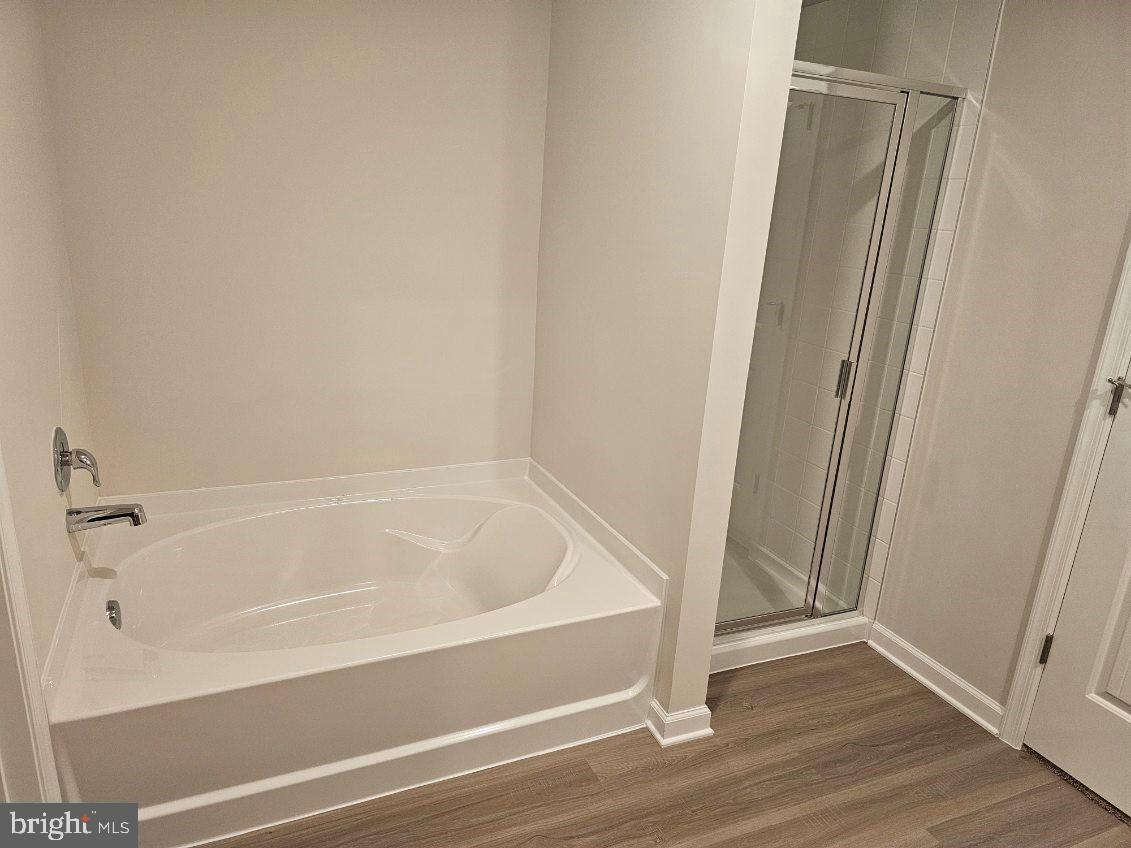 HOMEPLACE AT RIVERSIDE - Residential Lease