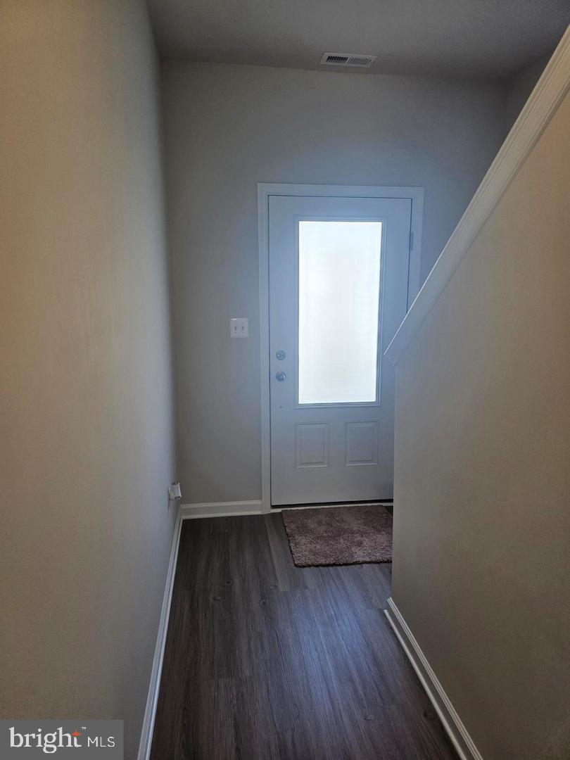 HOMEPLACE AT RIVERSIDE - Residential Lease