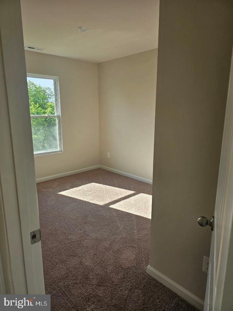 HOMEPLACE AT RIVERSIDE - Residential Lease