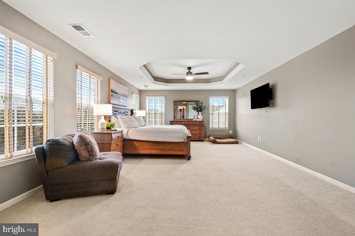 CLOVER RIDGE - Residential