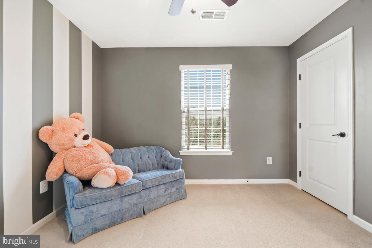 CLOVER RIDGE - Residential