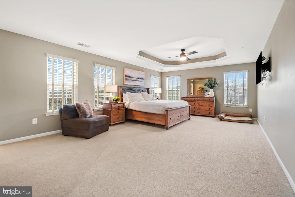 CLOVER RIDGE - Residential