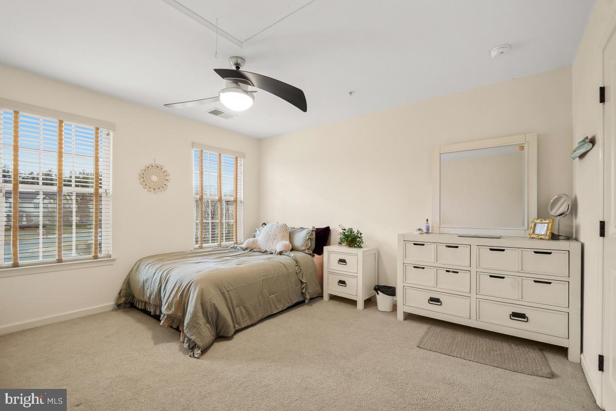 CLOVER RIDGE - Residential