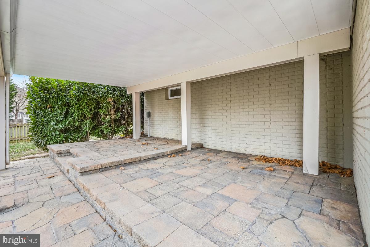 CLOVER RIDGE - Residential