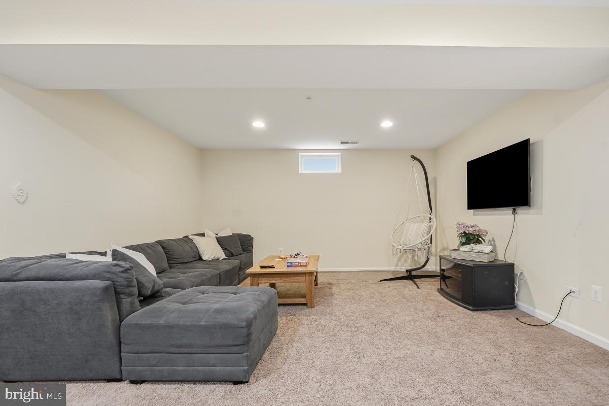 CLOVER RIDGE - Residential