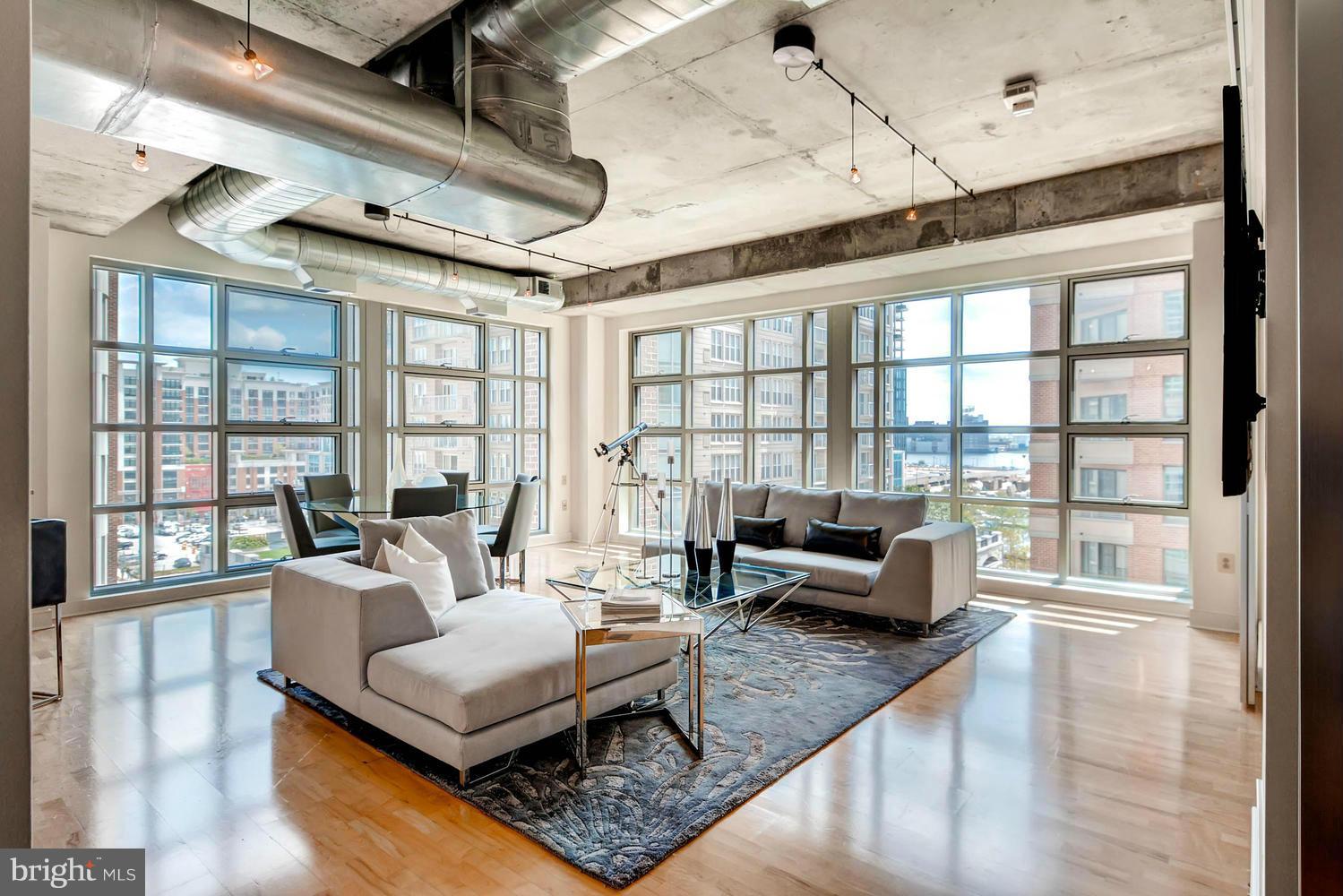 HARBOR EAST - Residential