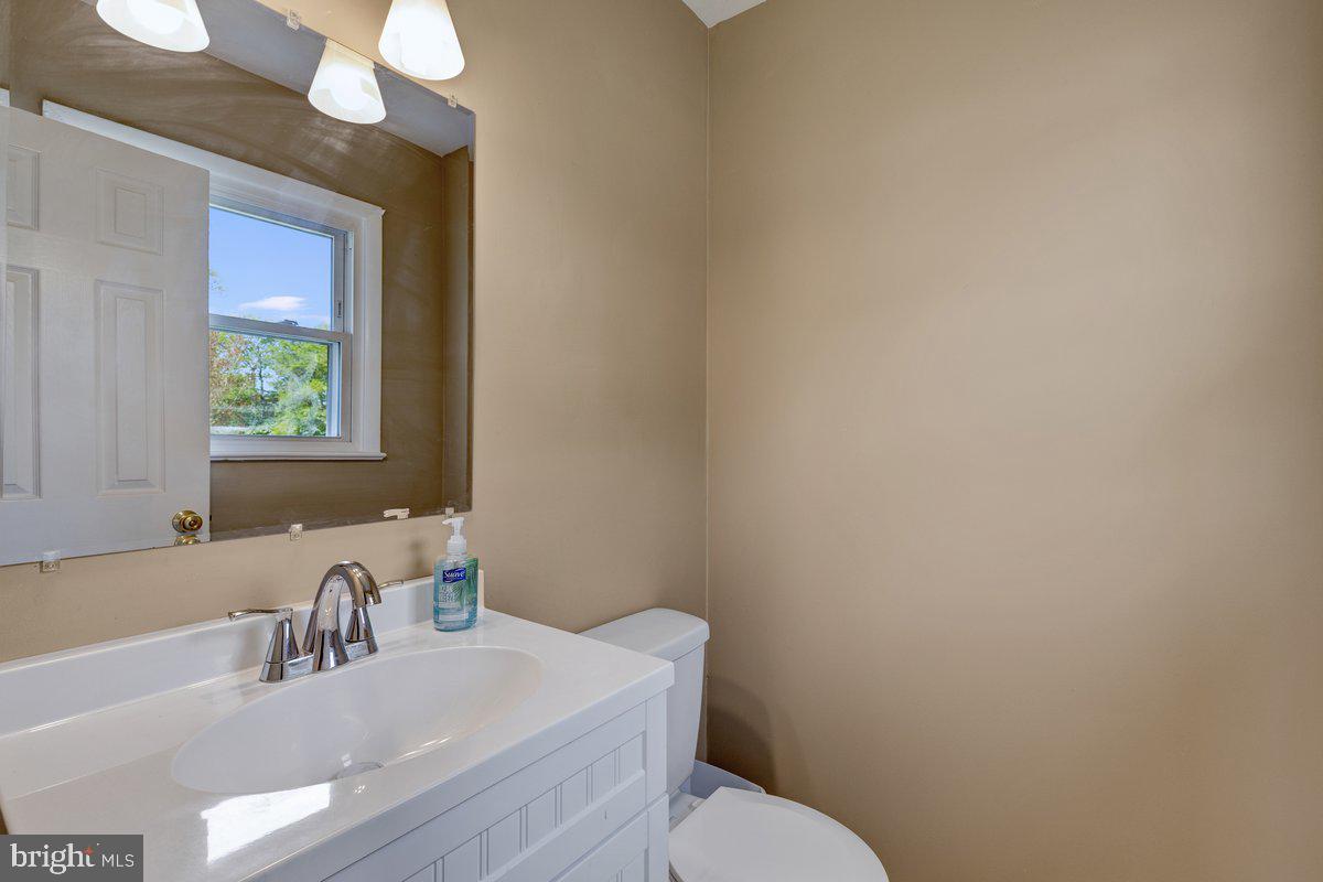 WHITE PLAINS - Residential