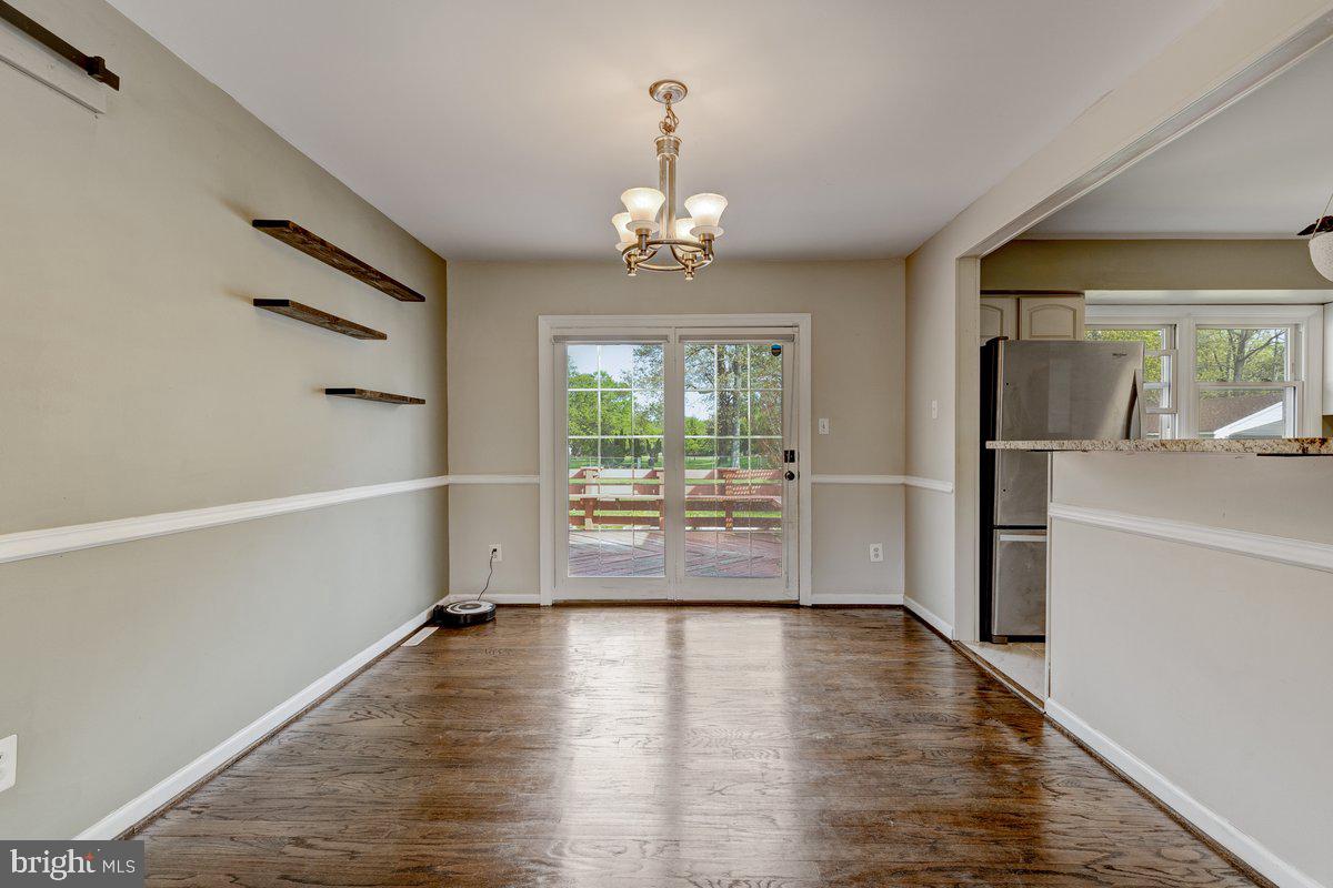 WHITE PLAINS - Residential