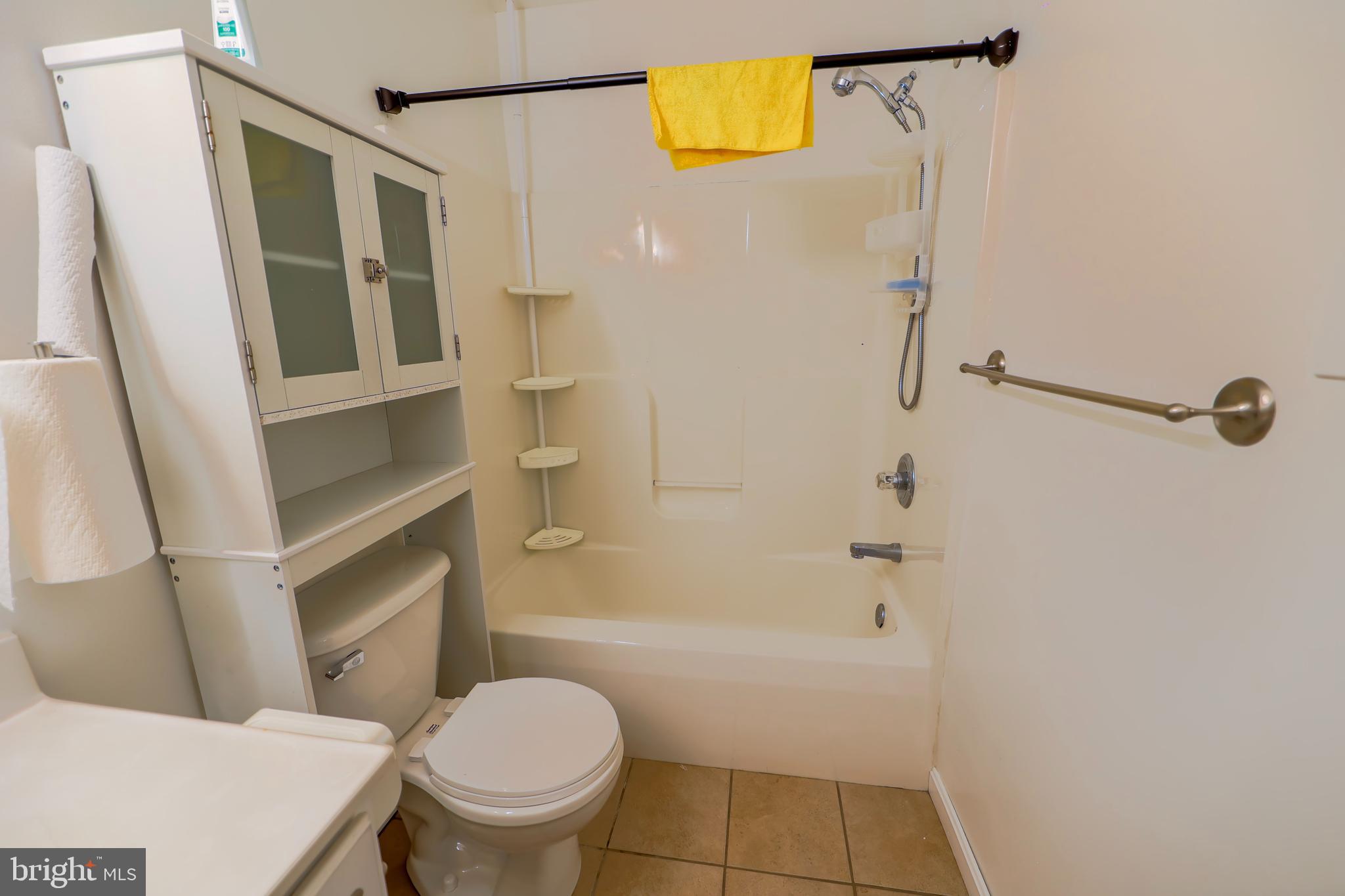 CROSS CREEK - Residential