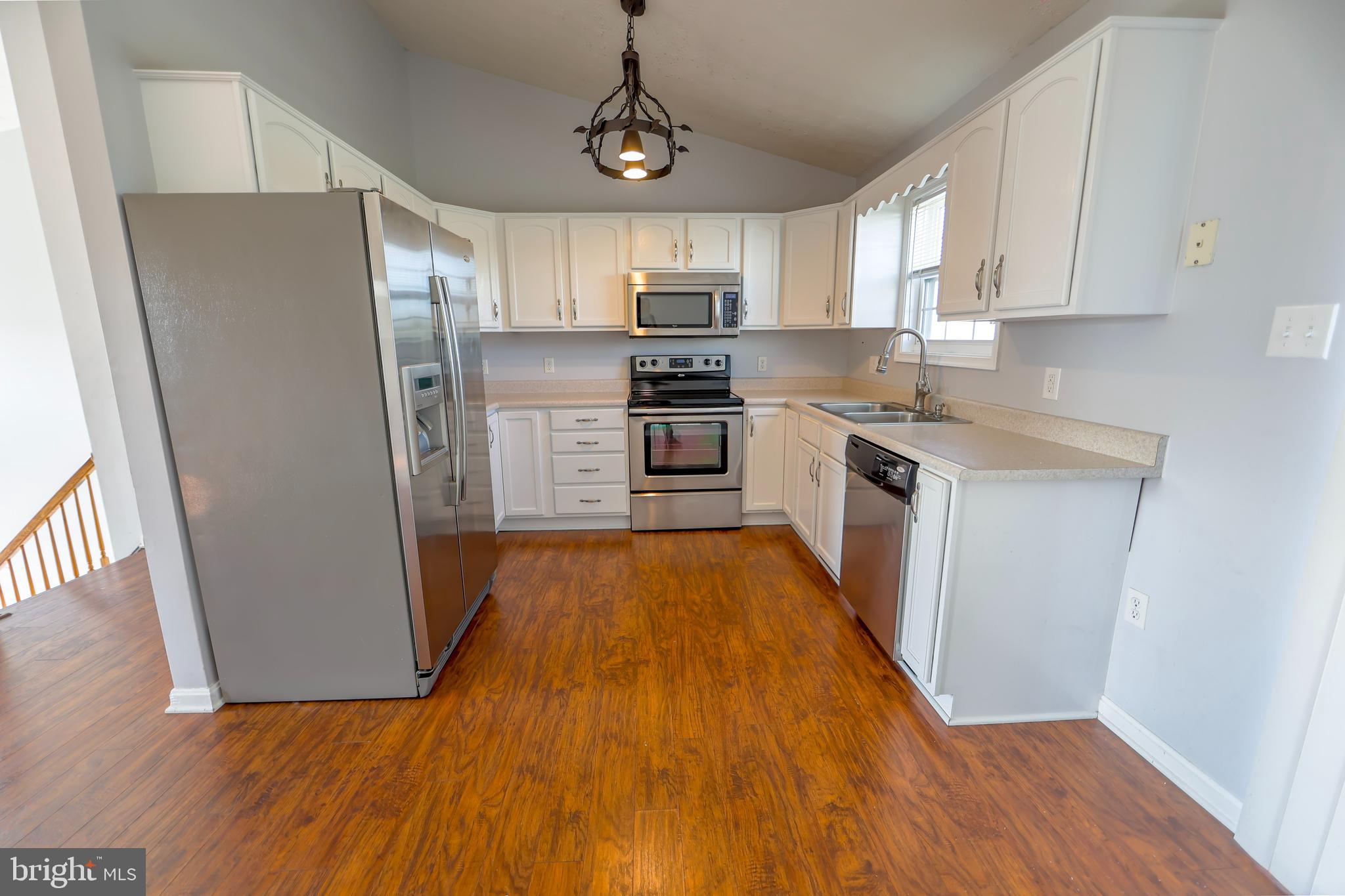 CROSS CREEK - Residential