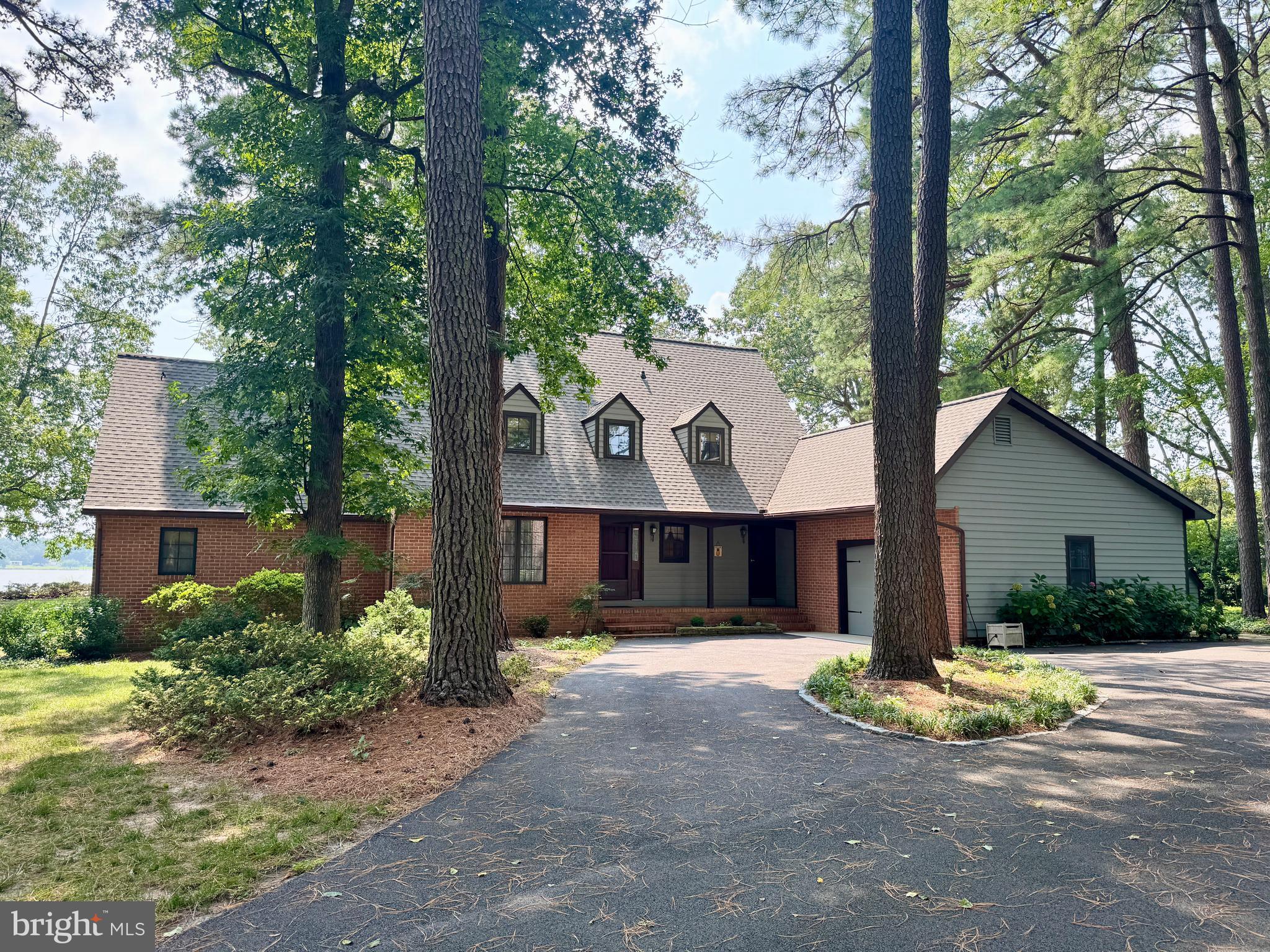 OAKLANDS - Residential