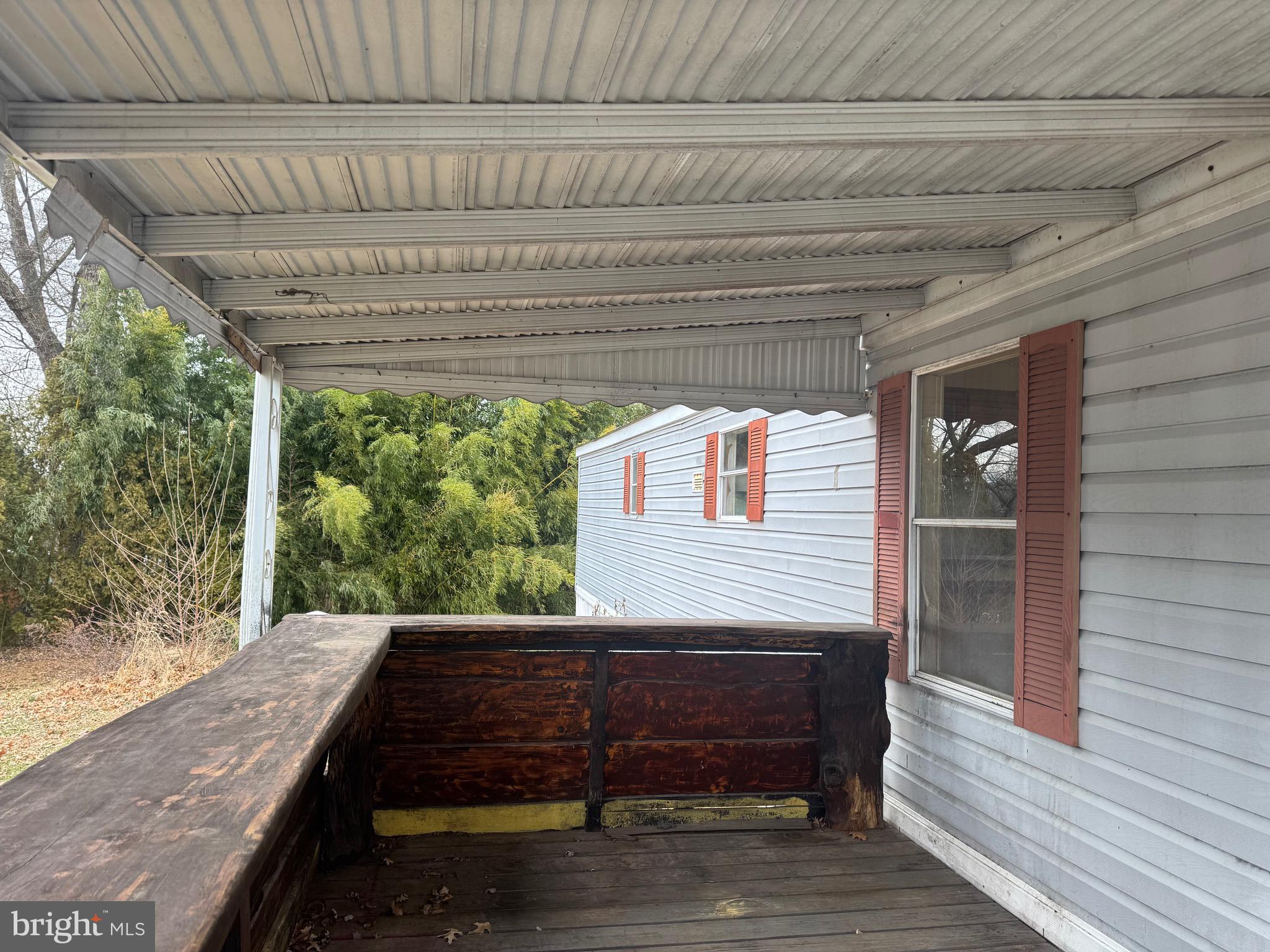 320 HAMPSHIRE AVENUE