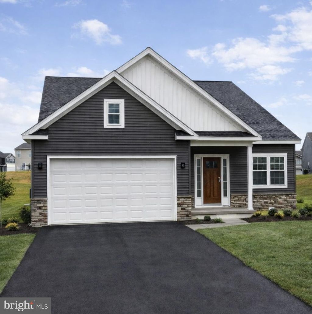Photo of 4 Family Drive, CARLISLE, PA 17013 (MLS # PACB2046832)