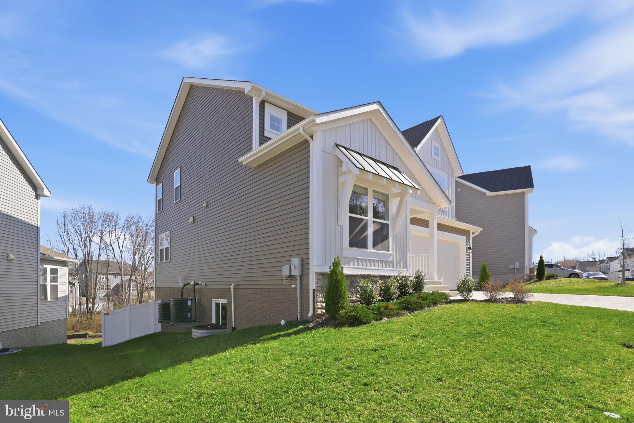 HARRISON VILLAGE - Residential