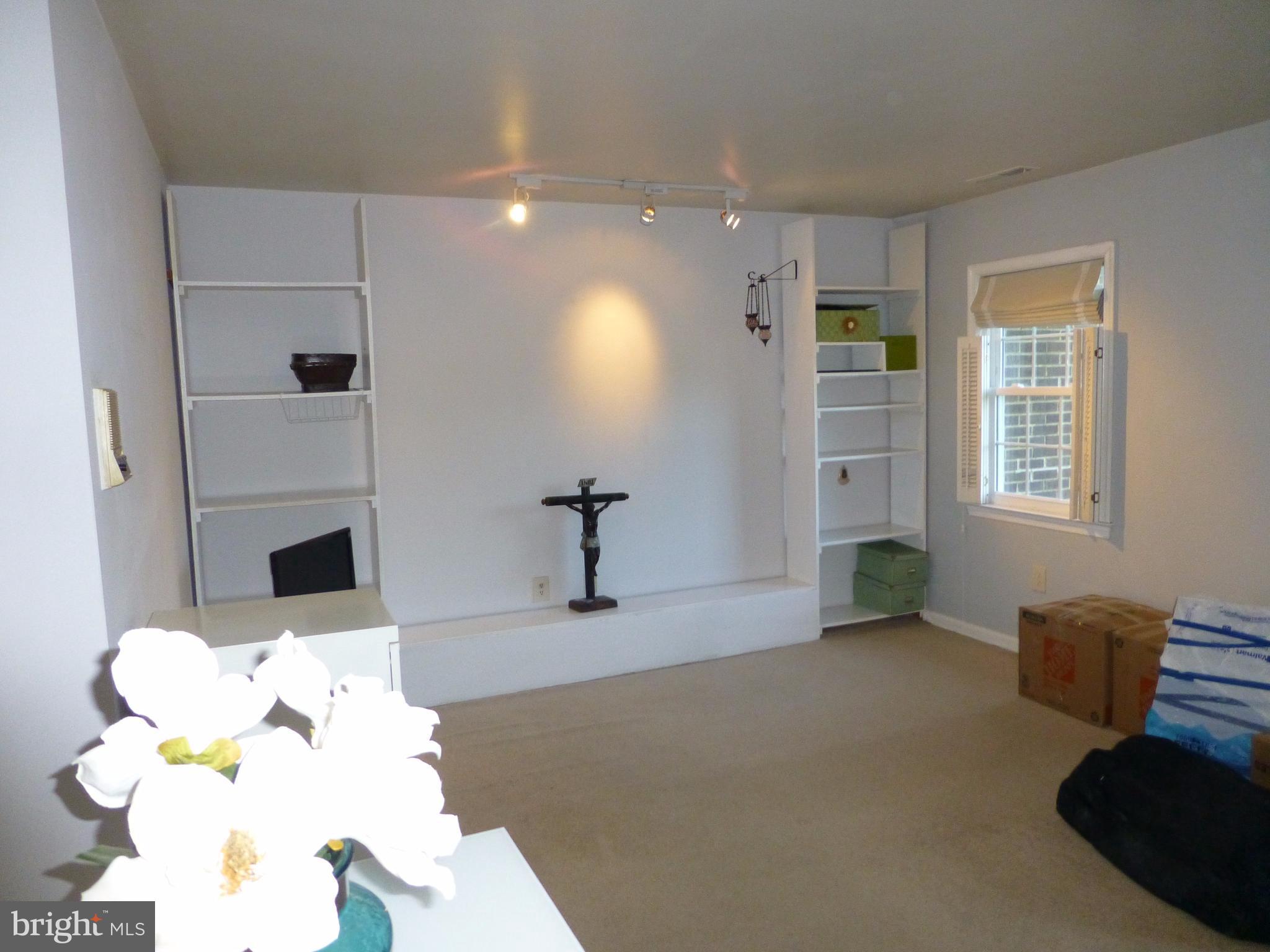 SEMINARY HEIGHTS - Residential