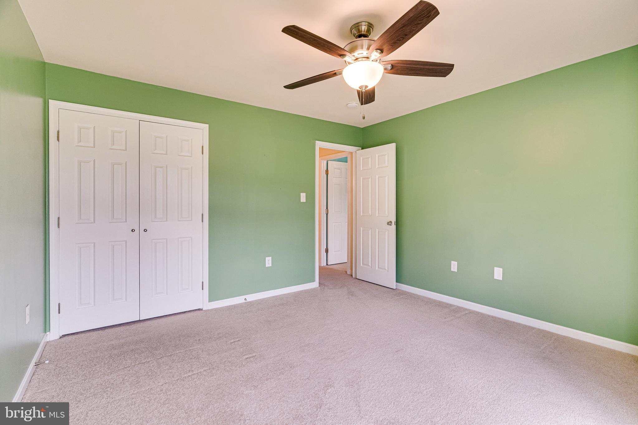 BERRY HILL MANOR - Residential Lease