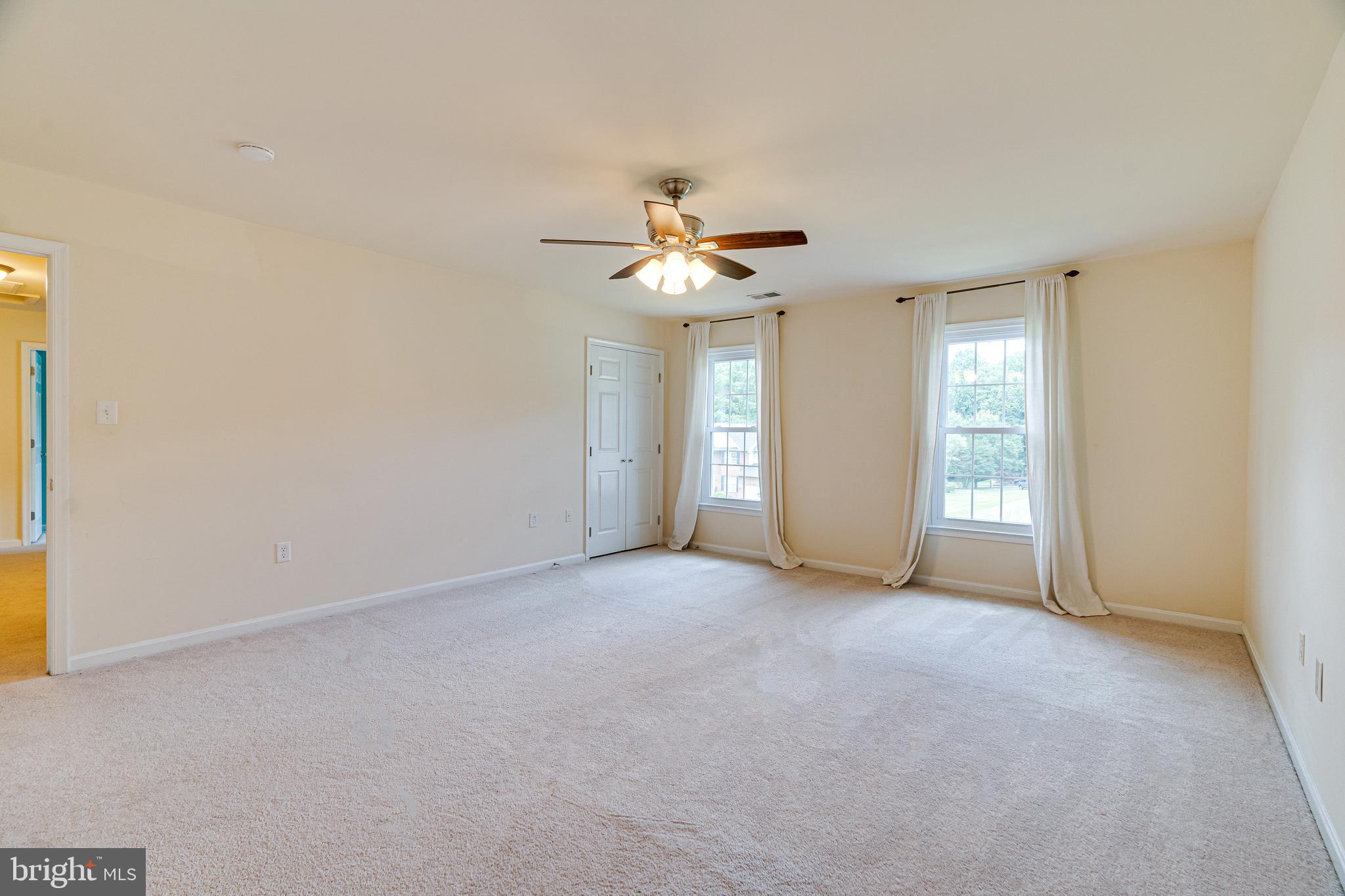 BERRY HILL MANOR - Residential Lease