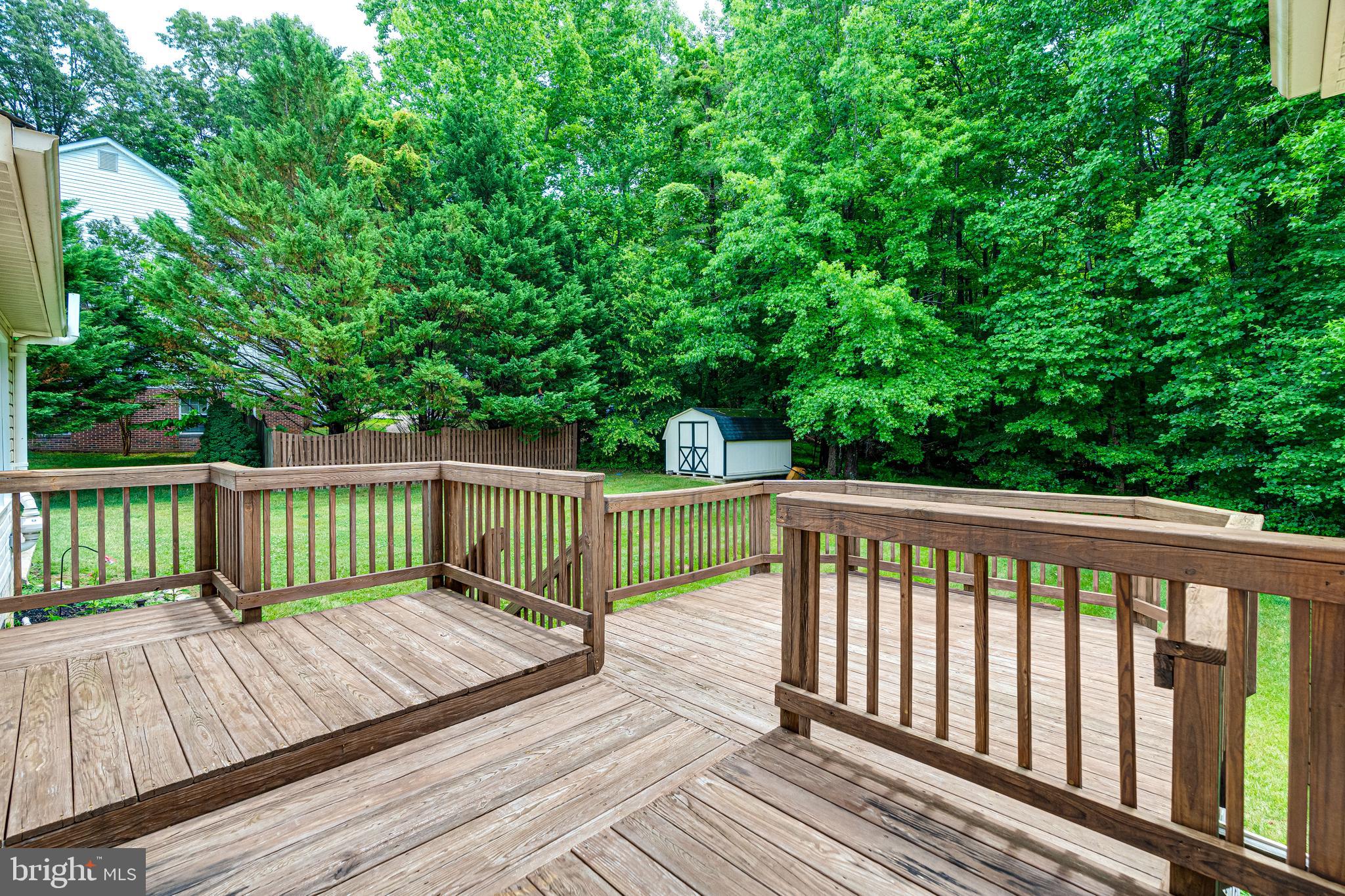 BERRY HILL MANOR - Residential Lease