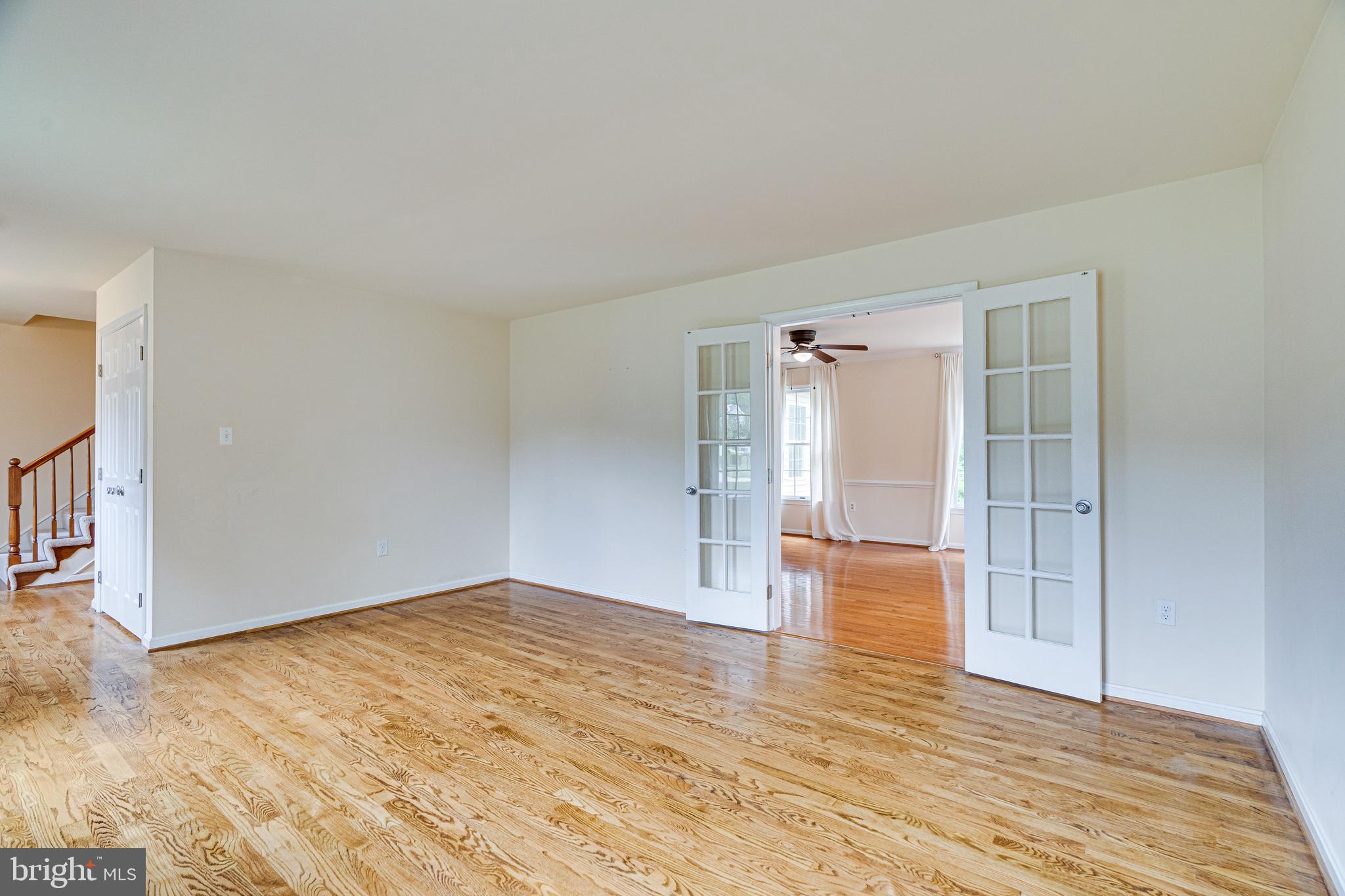 BERRY HILL MANOR - Residential Lease