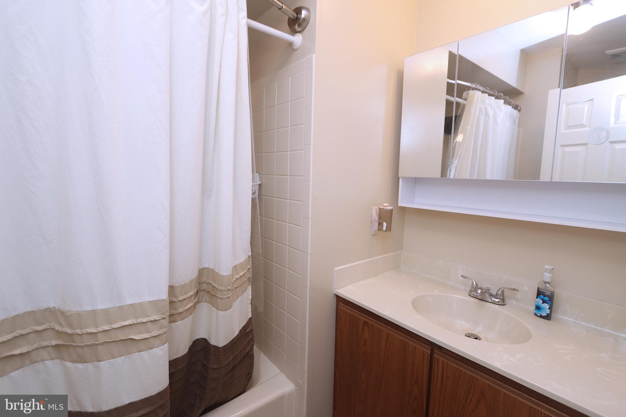 WETHERSFIELD - Residential Lease