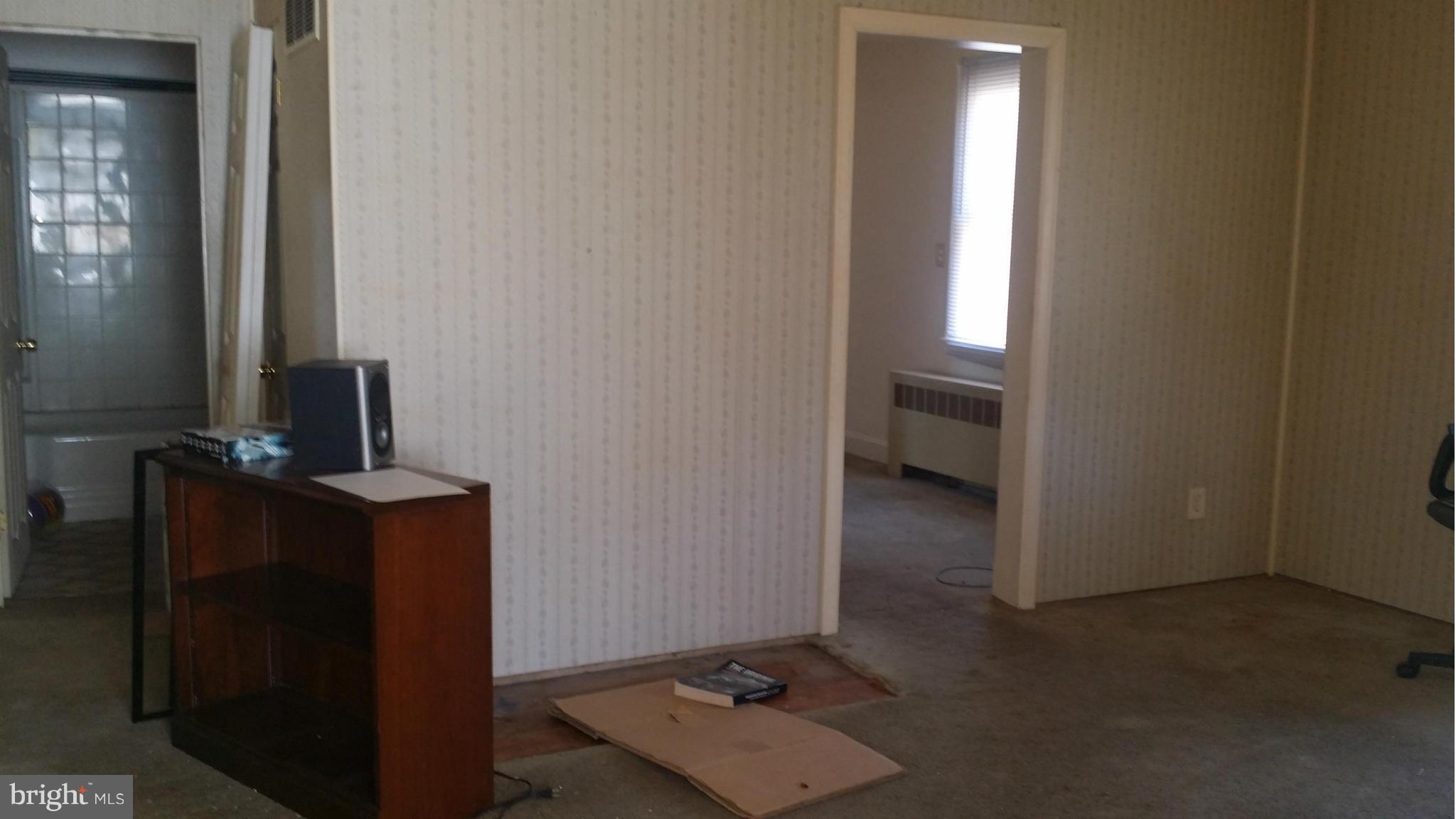 EASTERN TERRACE - Residential