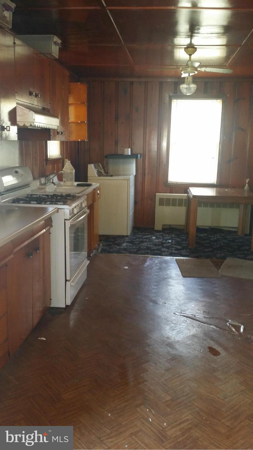 EASTERN TERRACE - Residential