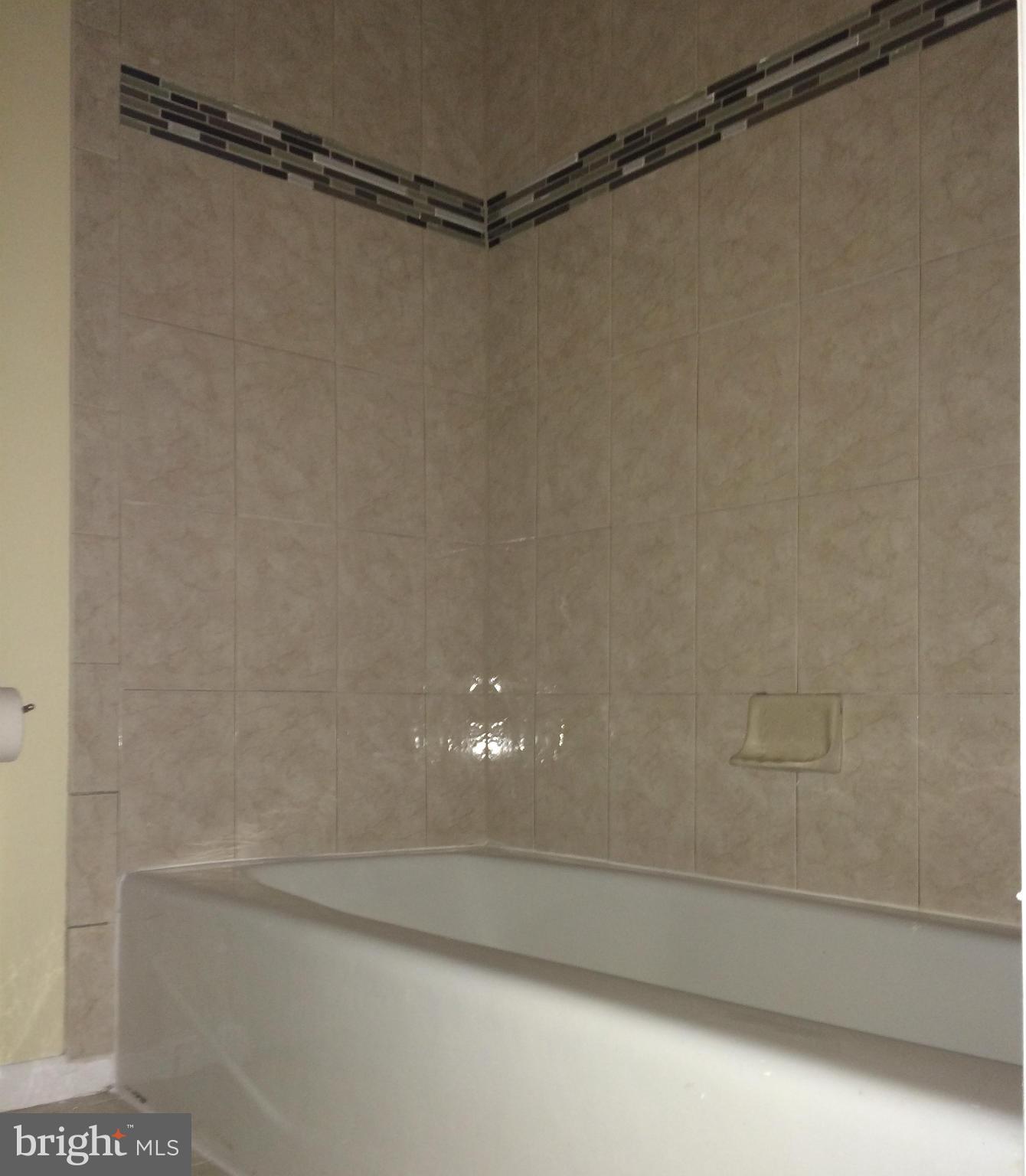 LOISDALE ESTATES - Residential