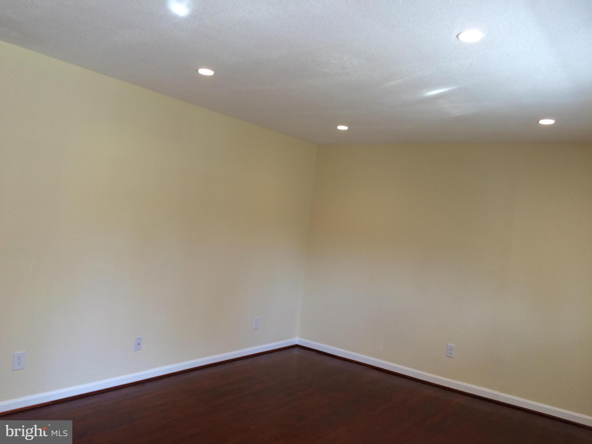 LOISDALE ESTATES - Residential