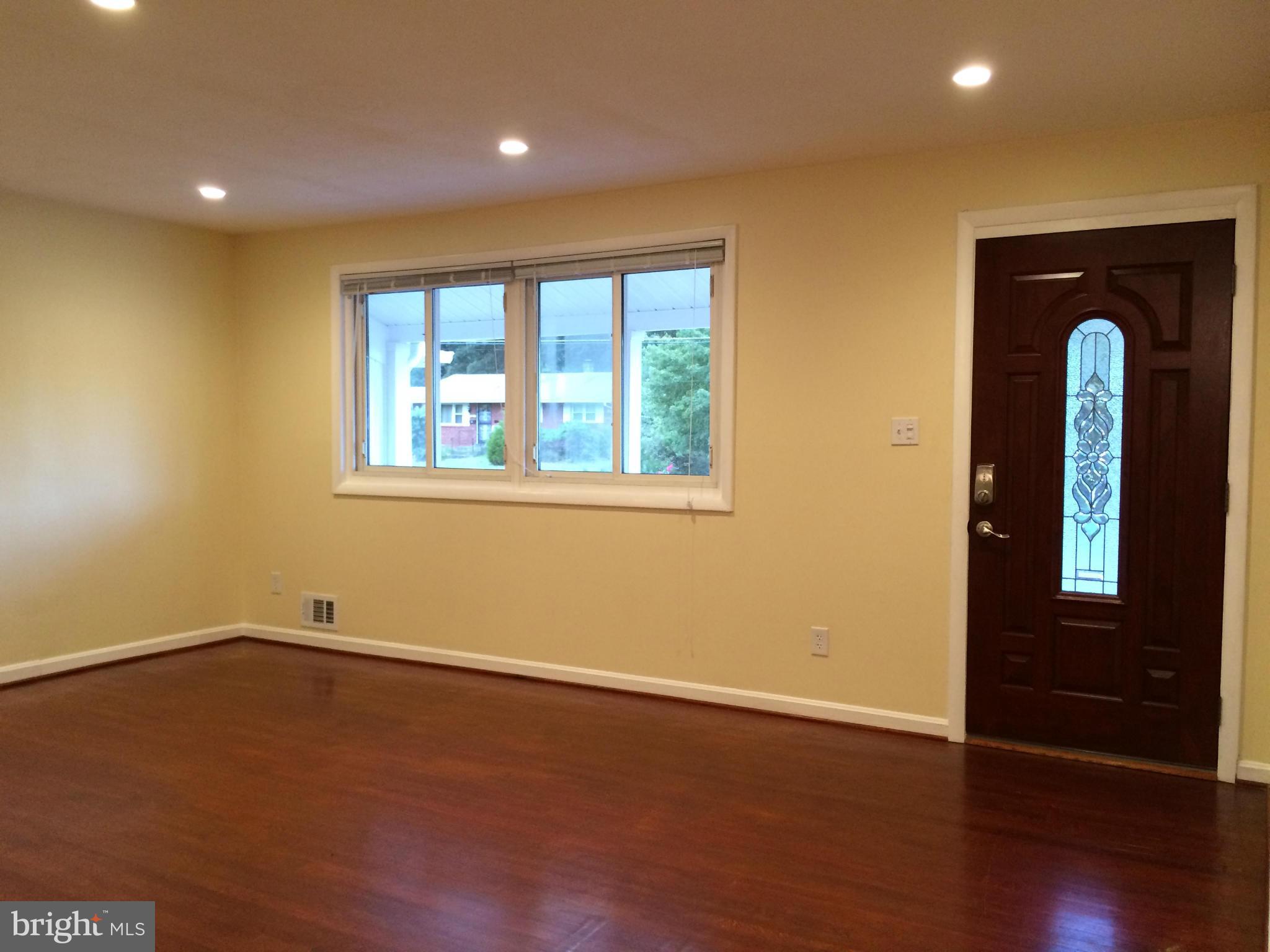 LOISDALE ESTATES - Residential