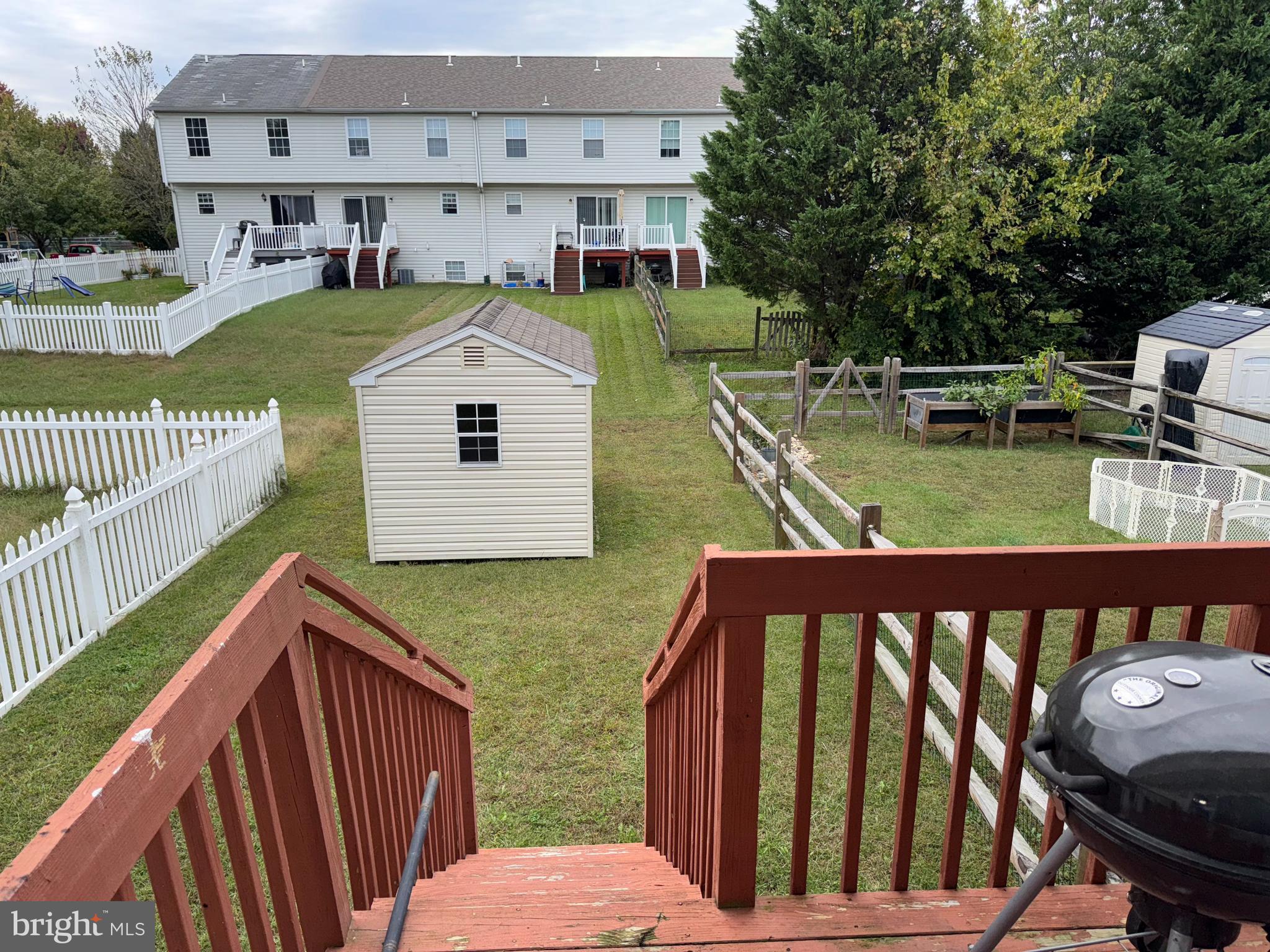 SUNNYSIDE VILLAGE - Residential