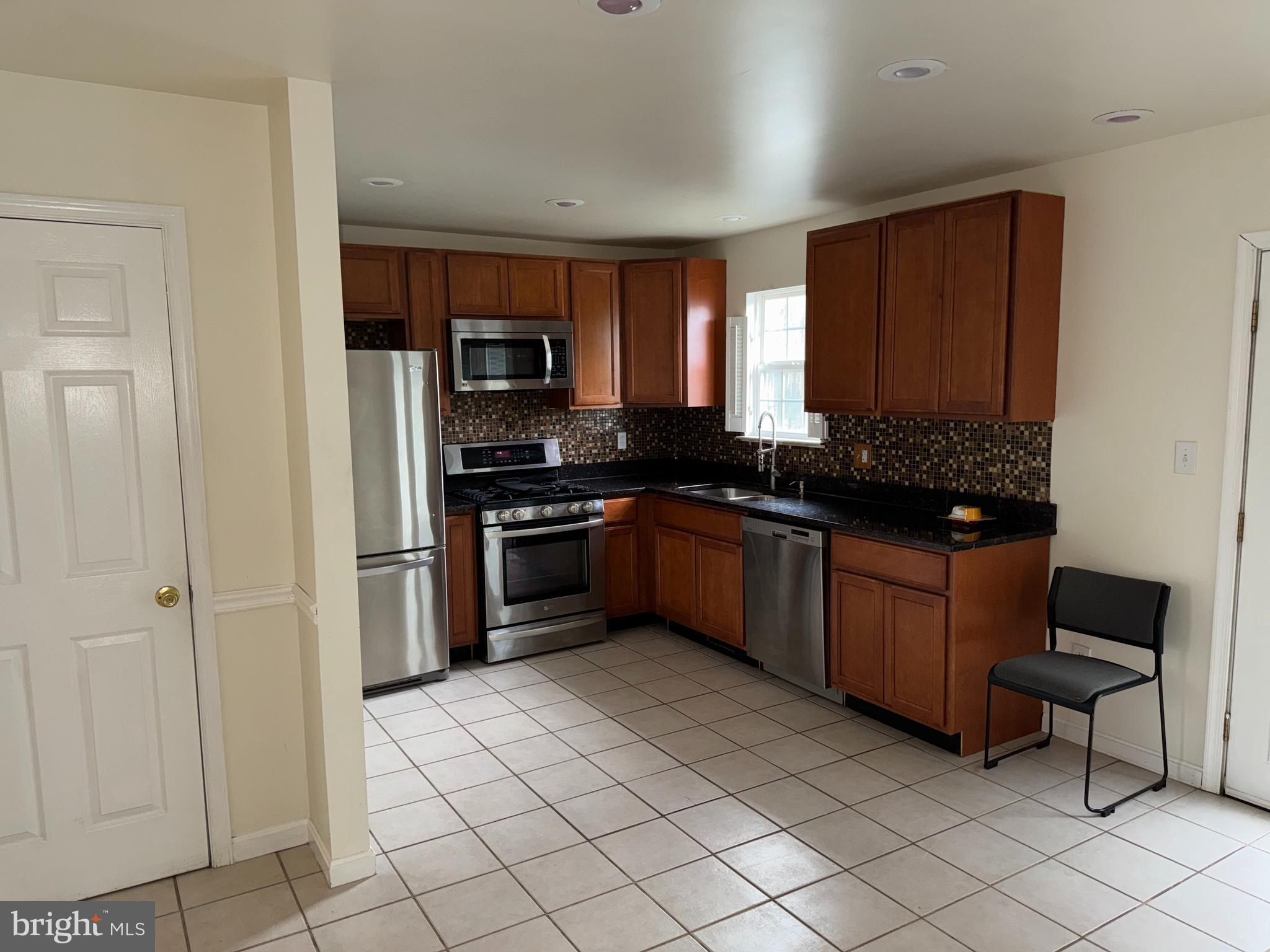 546 BARLEY COURT