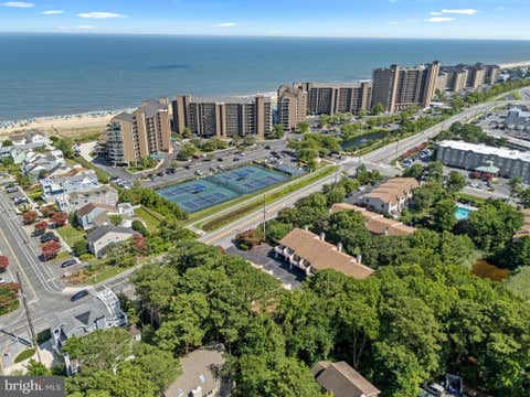 Townhouse For Sale - 39785 Loftland Lane #39<br/> BETHANY BEACH, DE 19930