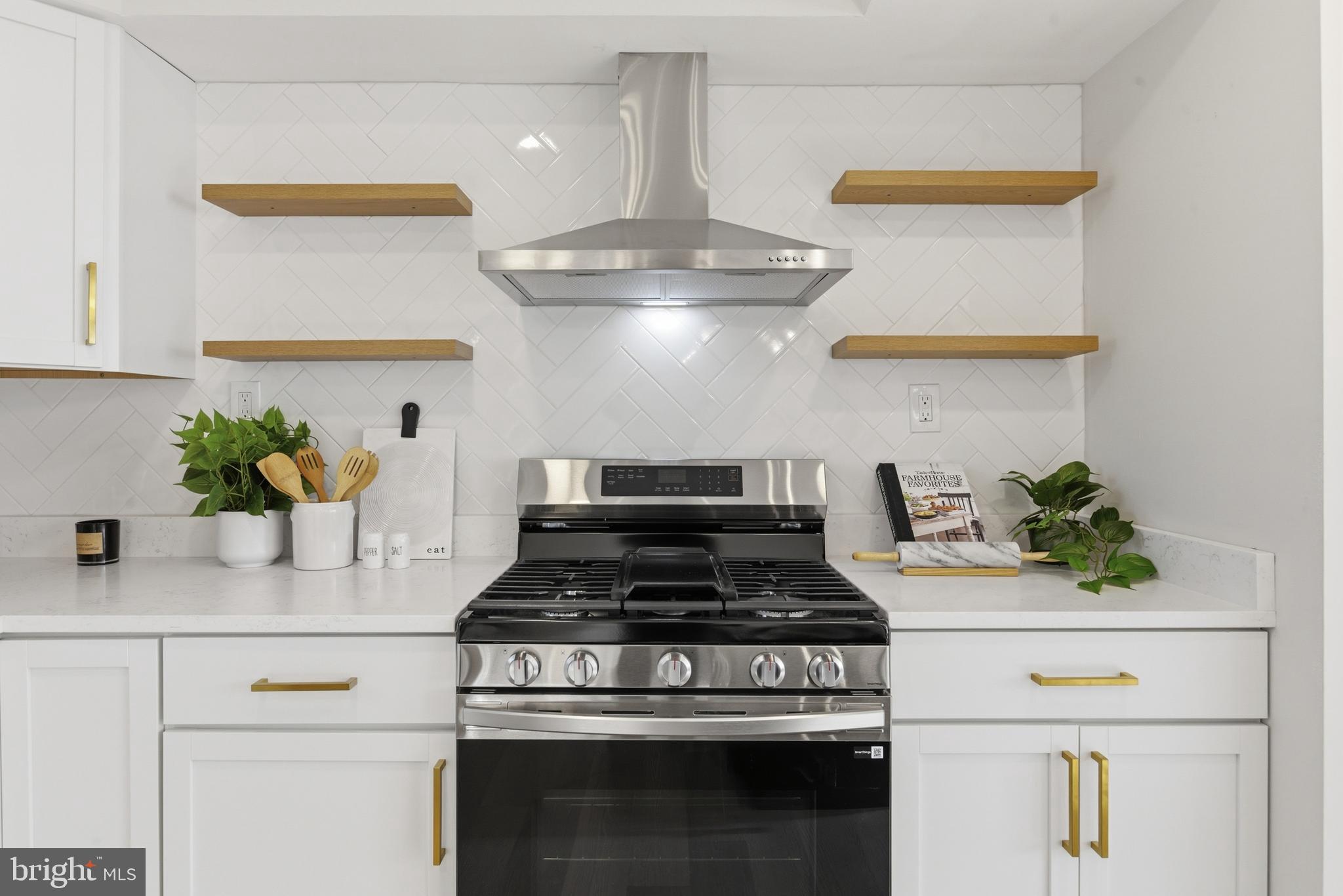 VALLEY VIEW - Residential