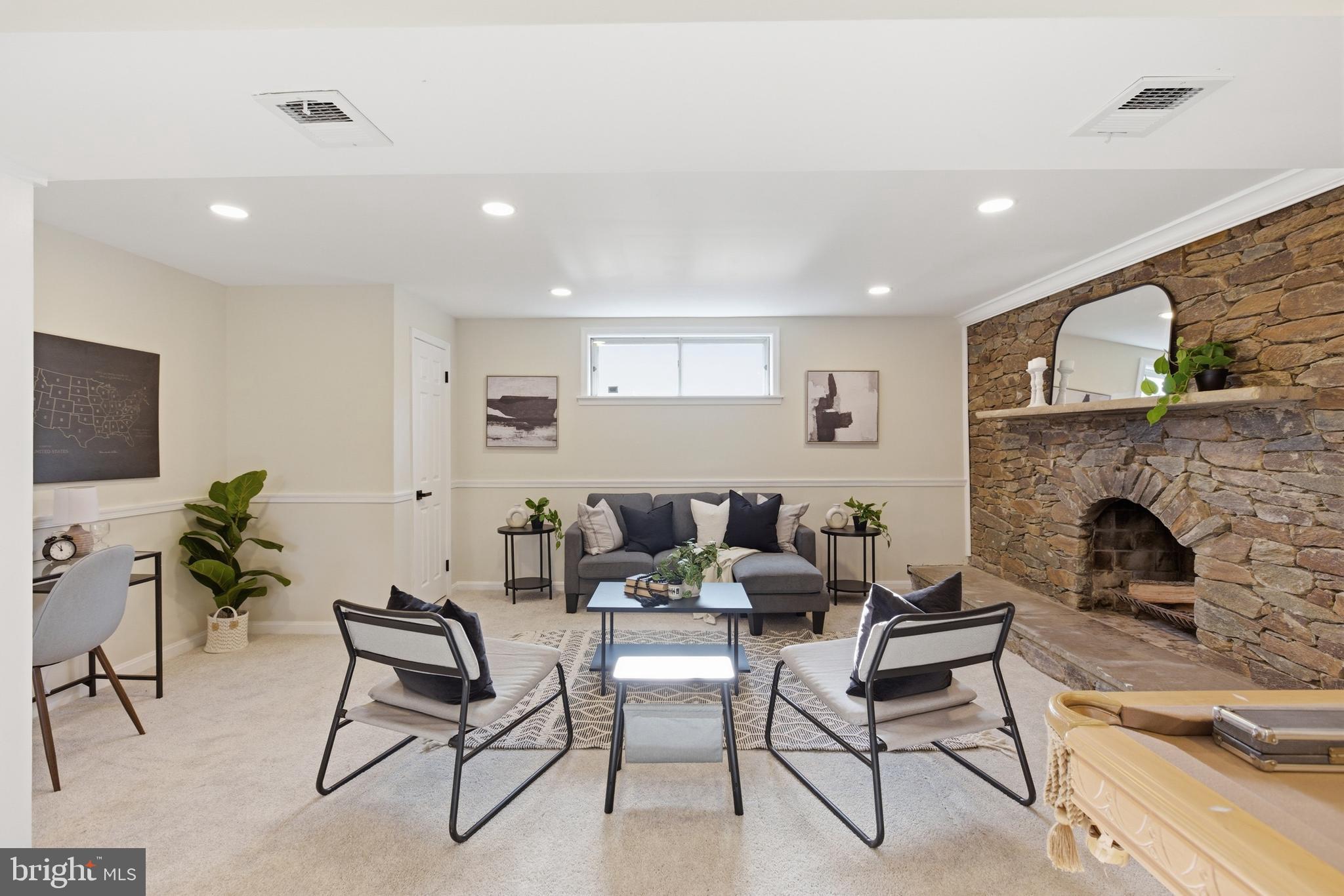 VALLEY VIEW - Residential