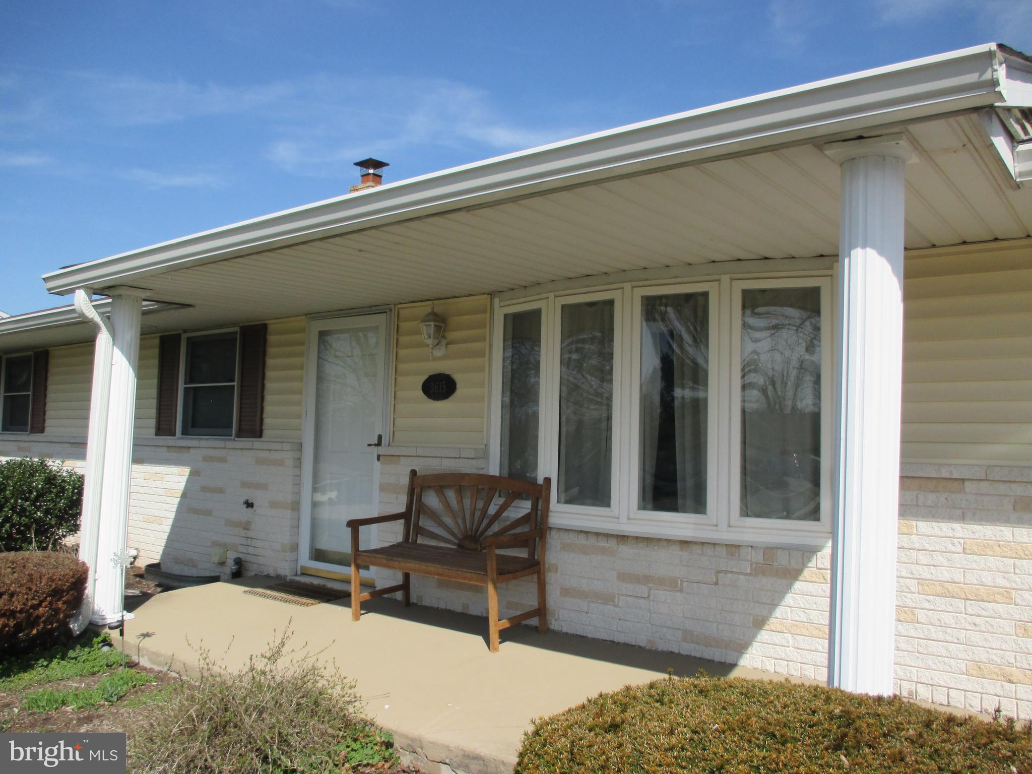 FOX CHASE ESTATES - Residential