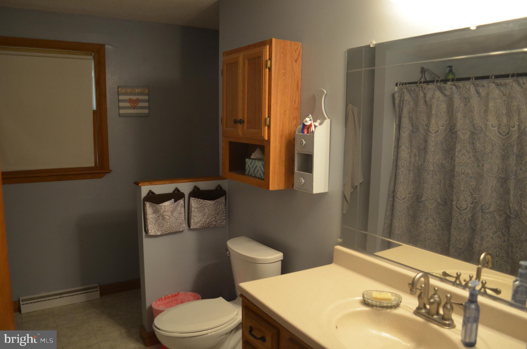 FOX CHASE ESTATES - Residential