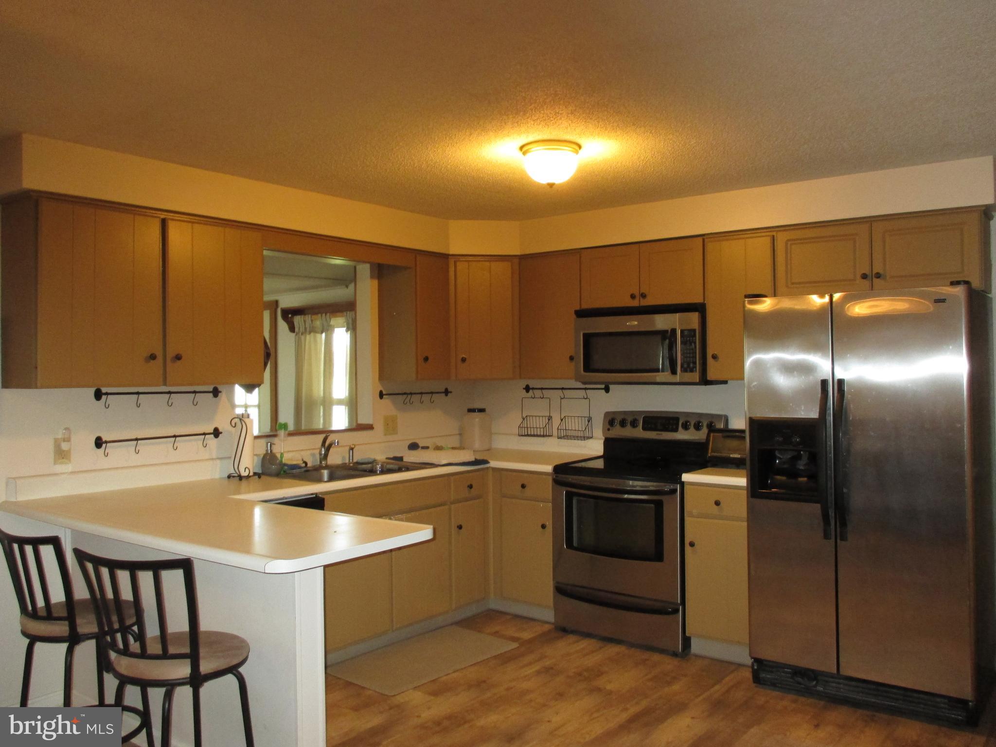 FOX CHASE ESTATES - Residential