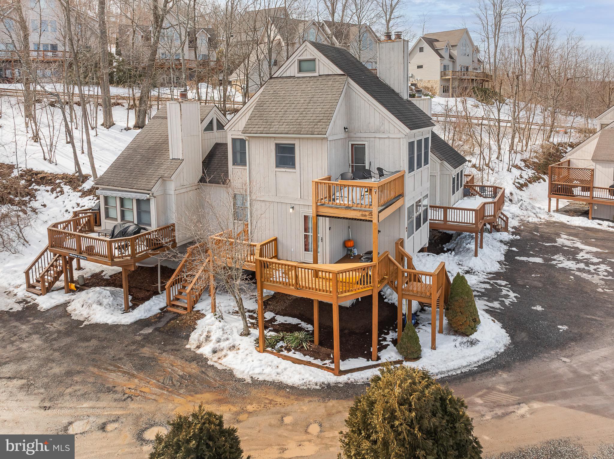 TRADERS LANDING - Residential