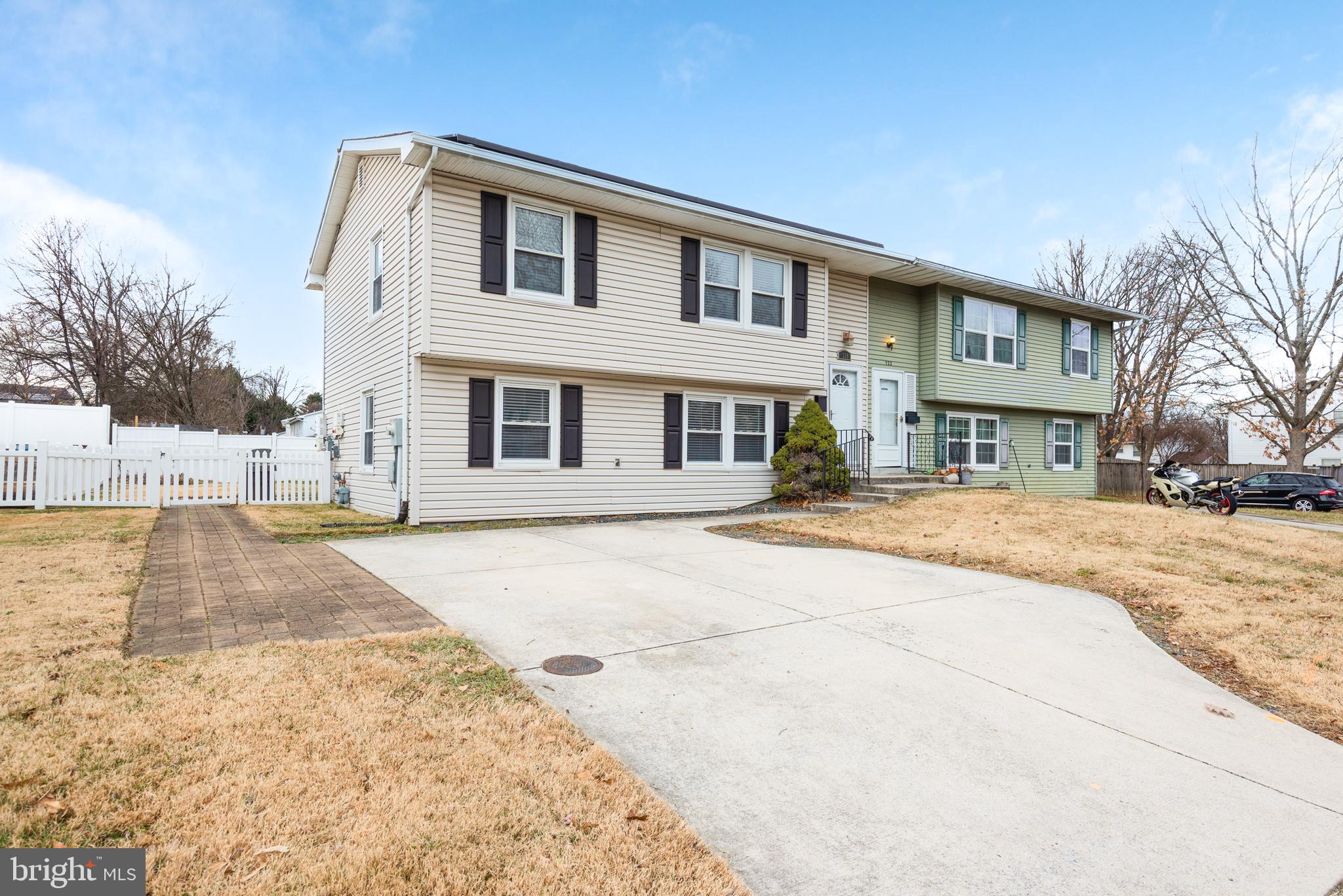 724 CHAPELGATE DRIVE