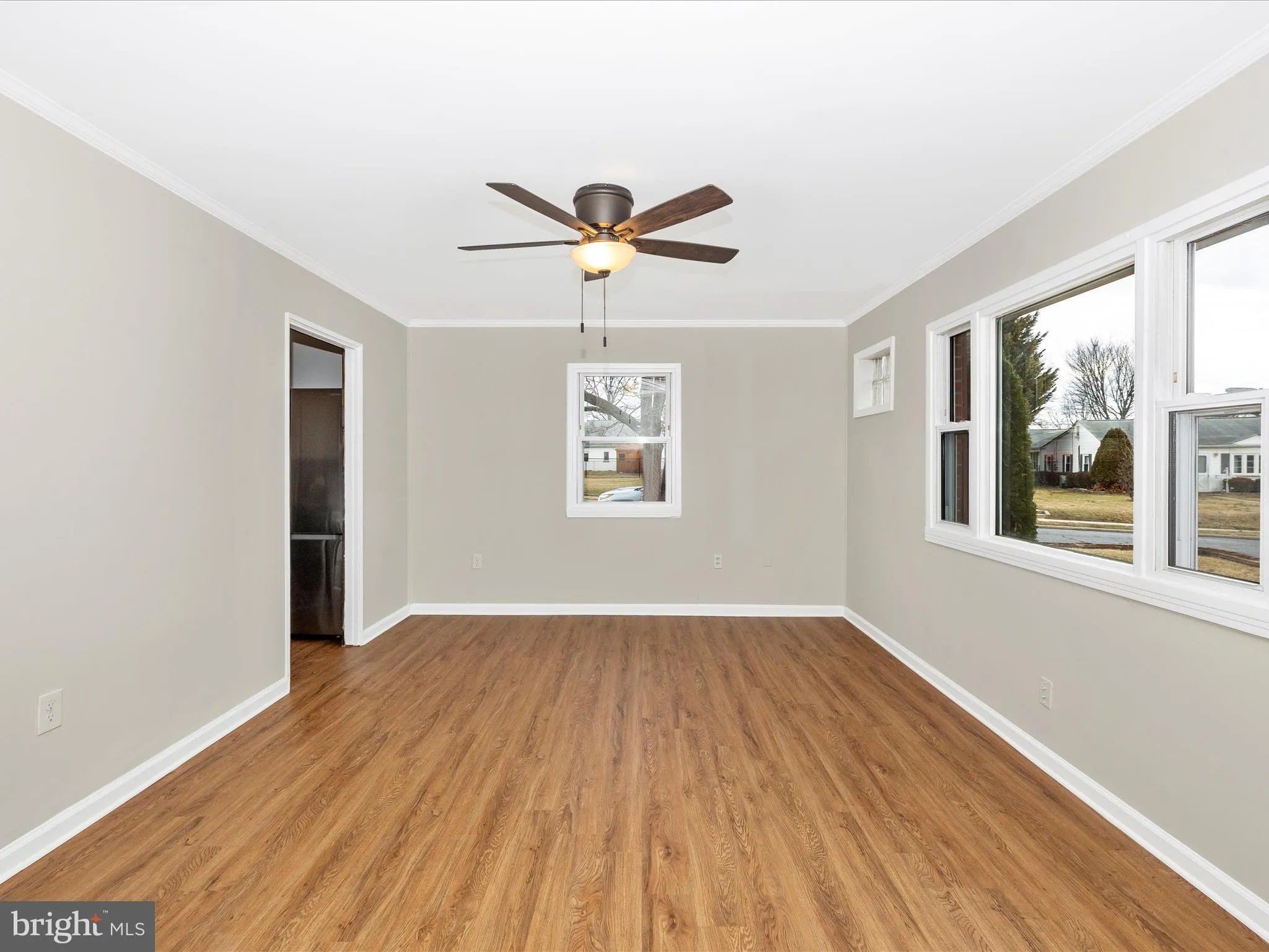 Frederick, Maryland 21701, United States, 2 Bedrooms Bedrooms, ,1 BathroomBathrooms,Residential,Pending,29608