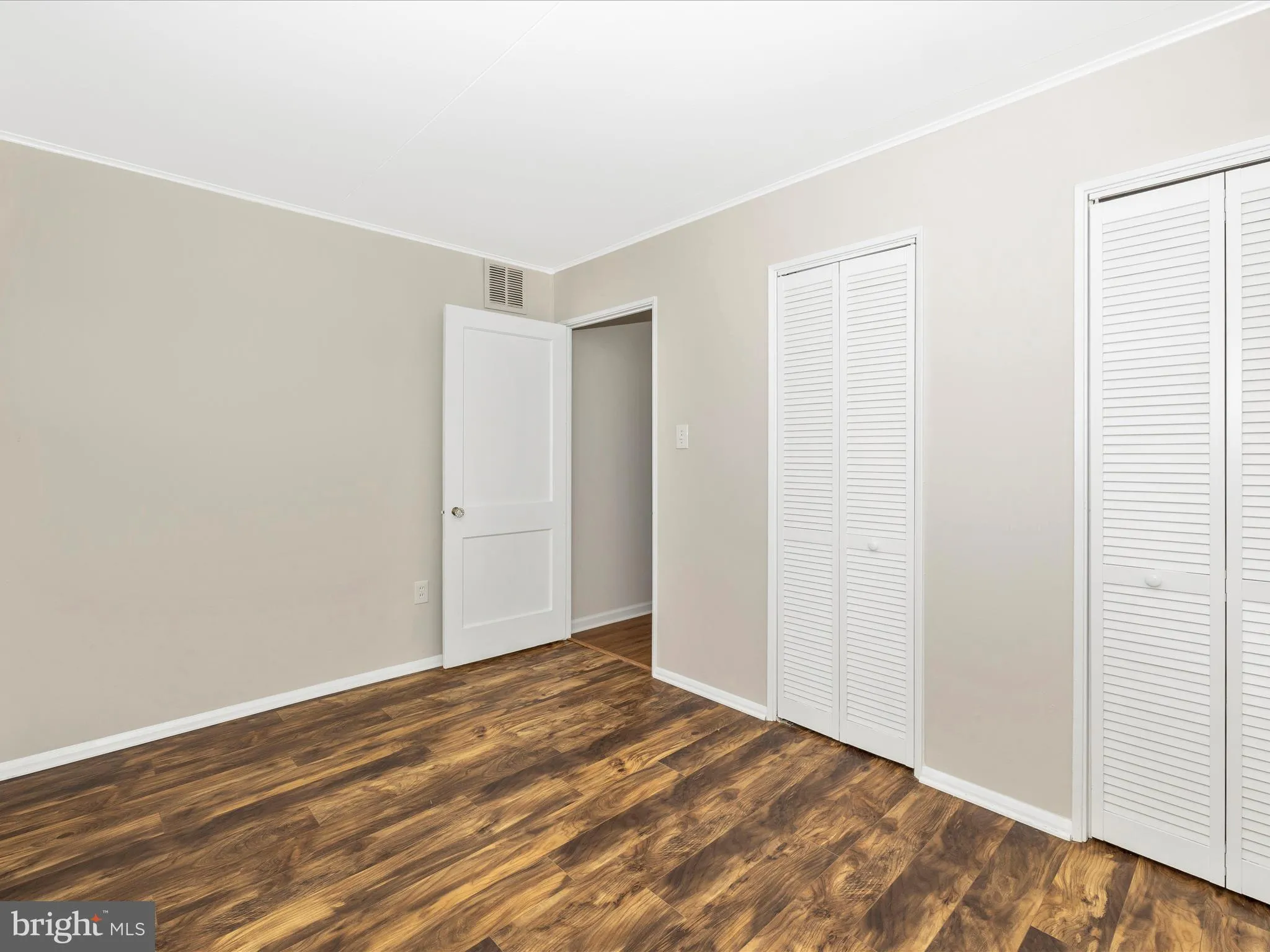 Frederick, Maryland 21701, United States, 2 Bedrooms Bedrooms, ,1 BathroomBathrooms,Residential,Pending,29608