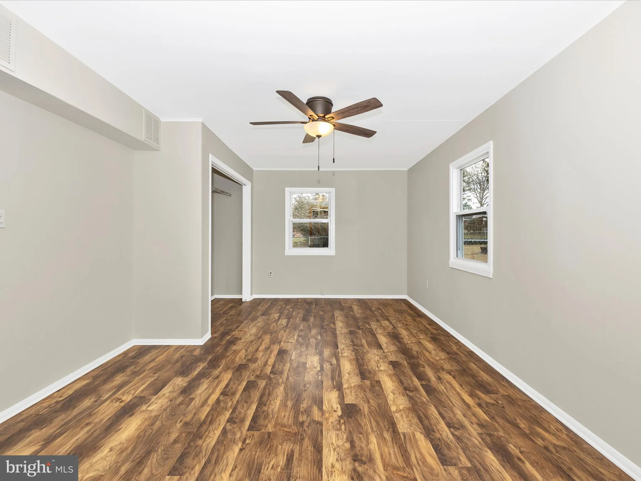 Frederick, Maryland 21701, United States, 2 Bedrooms Bedrooms, ,1 BathroomBathrooms,Residential,Pending,29608