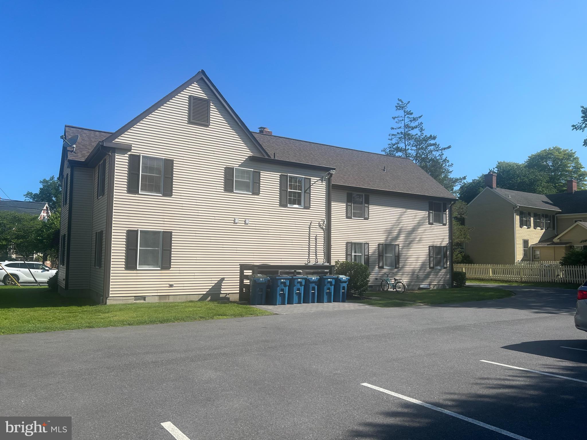 100 MULBERRY