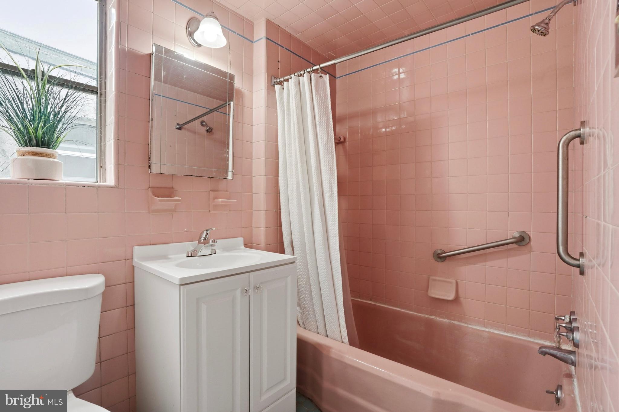 PASSYUNK SQUARE - Residential