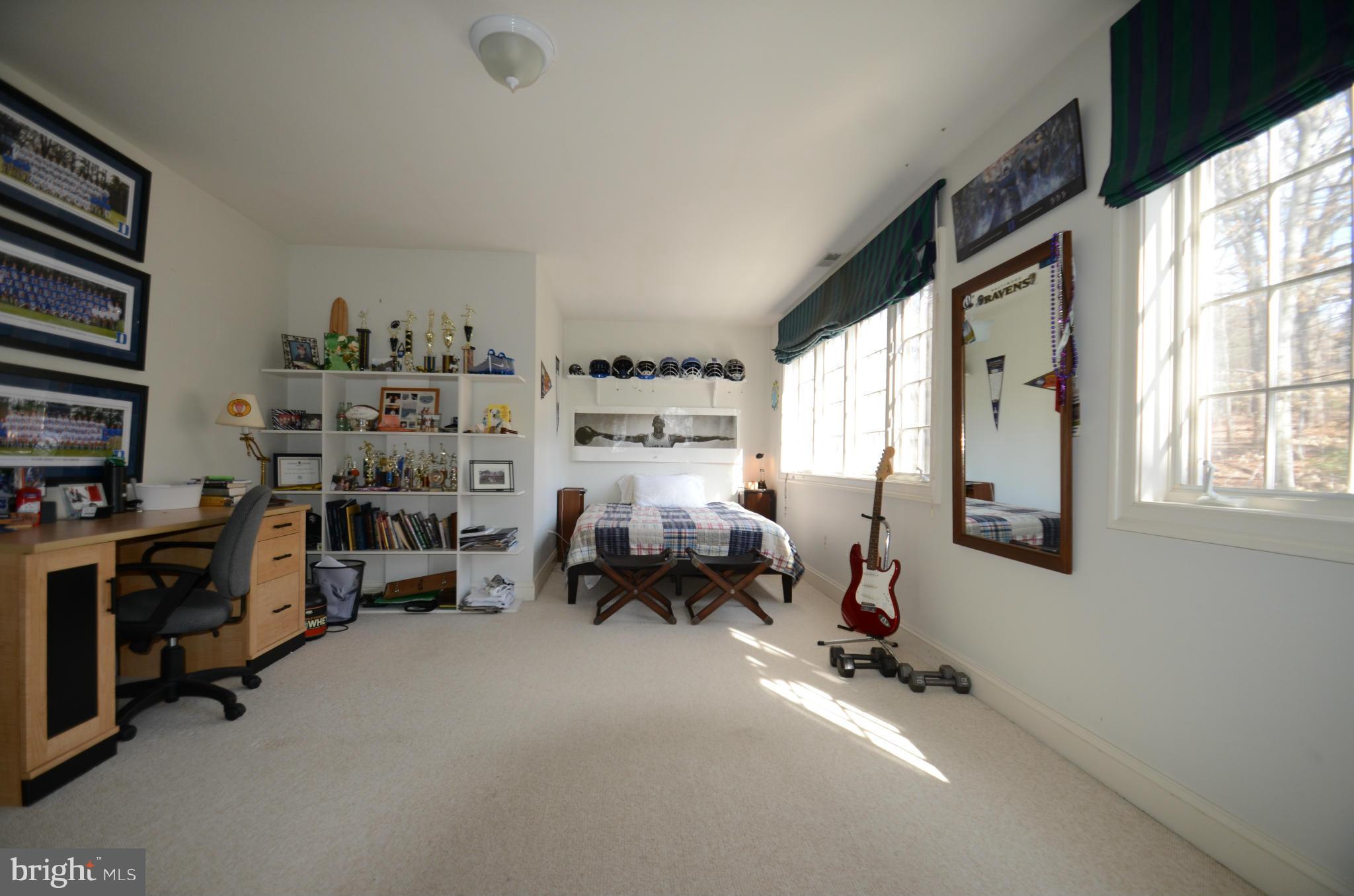 RUXTON - Residential