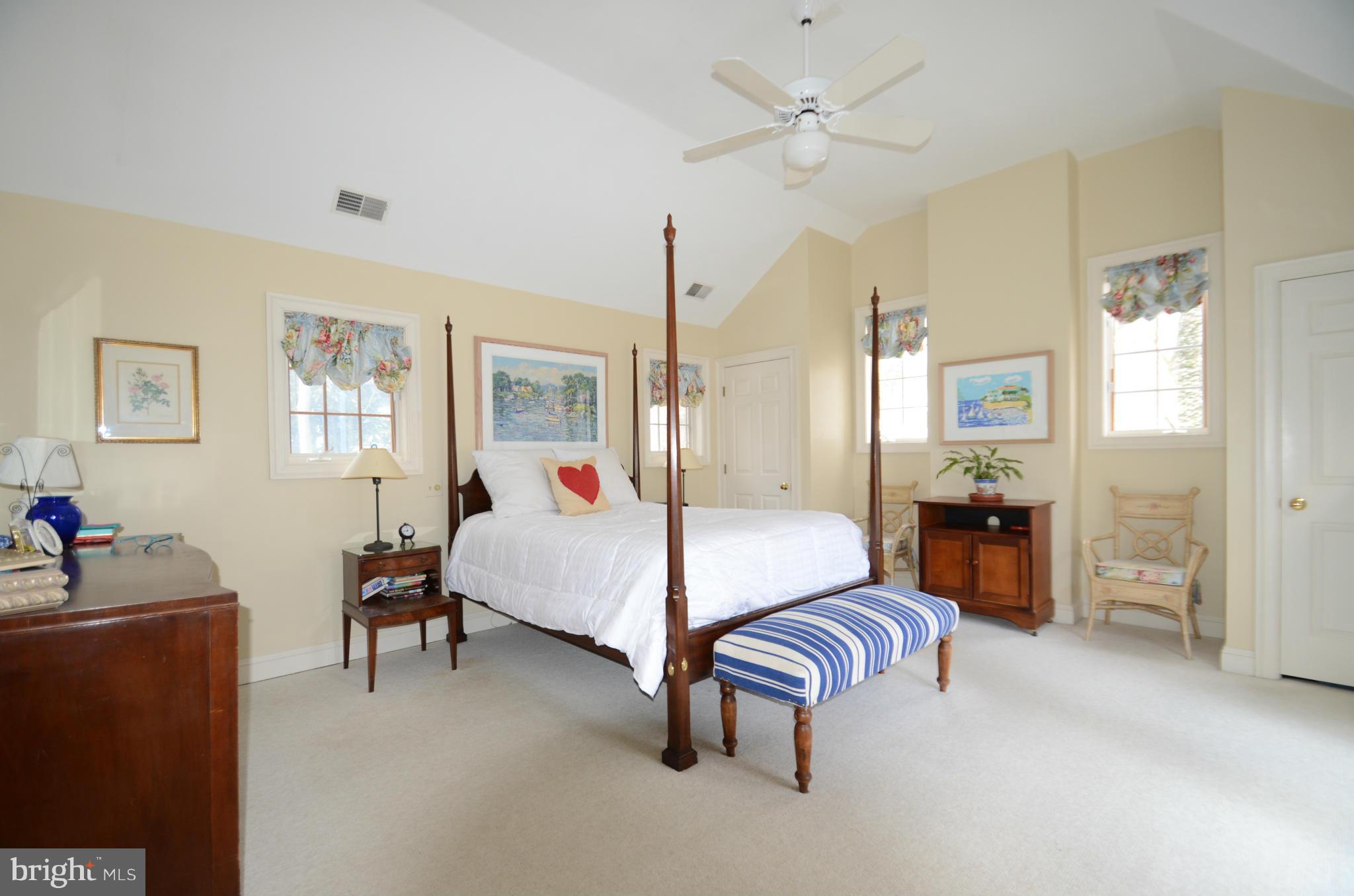 RUXTON - Residential