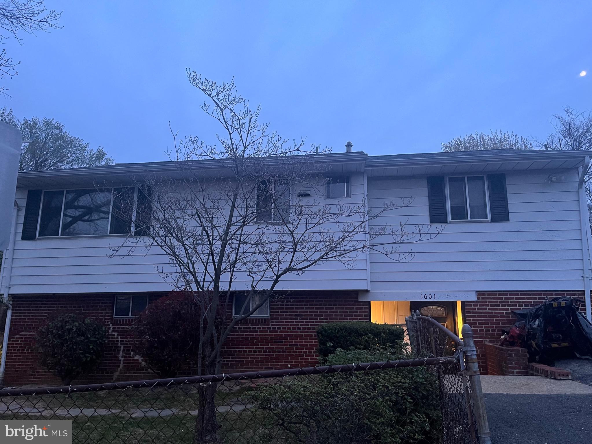 DOUGLAS PARK - Residential