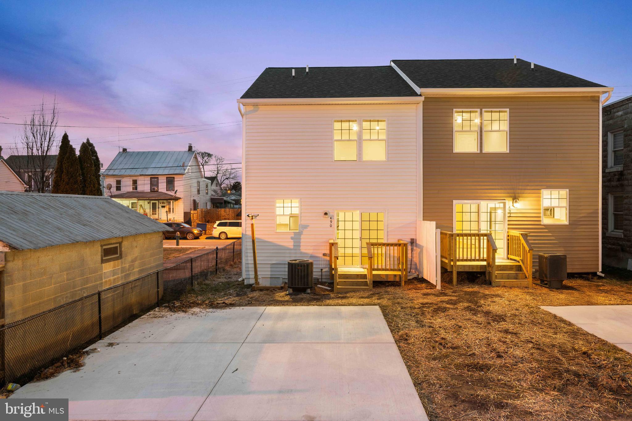 HAGERSTOWN - Residential