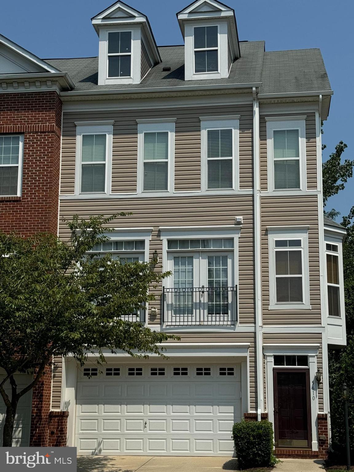 Roll out the red carpet for The Capitol Hill model by KHovnanian, a 3 bedroom, 3.5 bathroom, 2 car garage , end unit town home. This home is loaded with options and is Simply Gorgeous and sits in a gated community with patrolled security. This sought after community is in walking distance to the subway and bus station. The neighboring community amenities includes a pool, basketball court, gym, tennis courts, tot lot and club house ( at an additional membership fee call for details) Near by are plenty of shopping areas, car dealerships, restaurants and much more!
This home is minuets away from Andrews Air Force Base, Bolling Air Force Base, National Harbor, MGM, Gaylord Resort, Washington DC, Virginia and plenty more. This Home is a MUST MUST SEE!